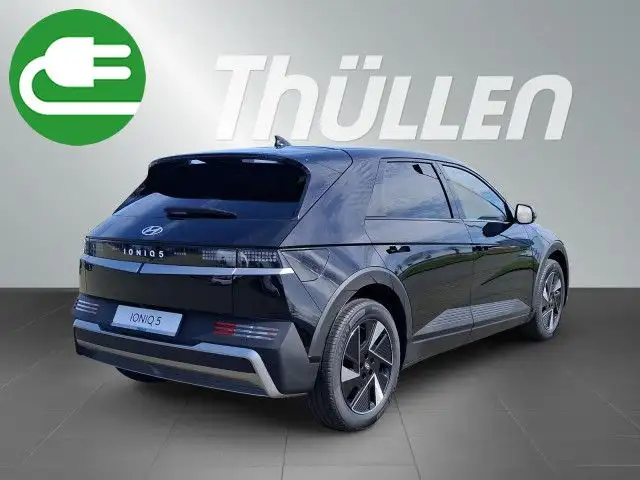 Hyundai IONIQ 5 view 2