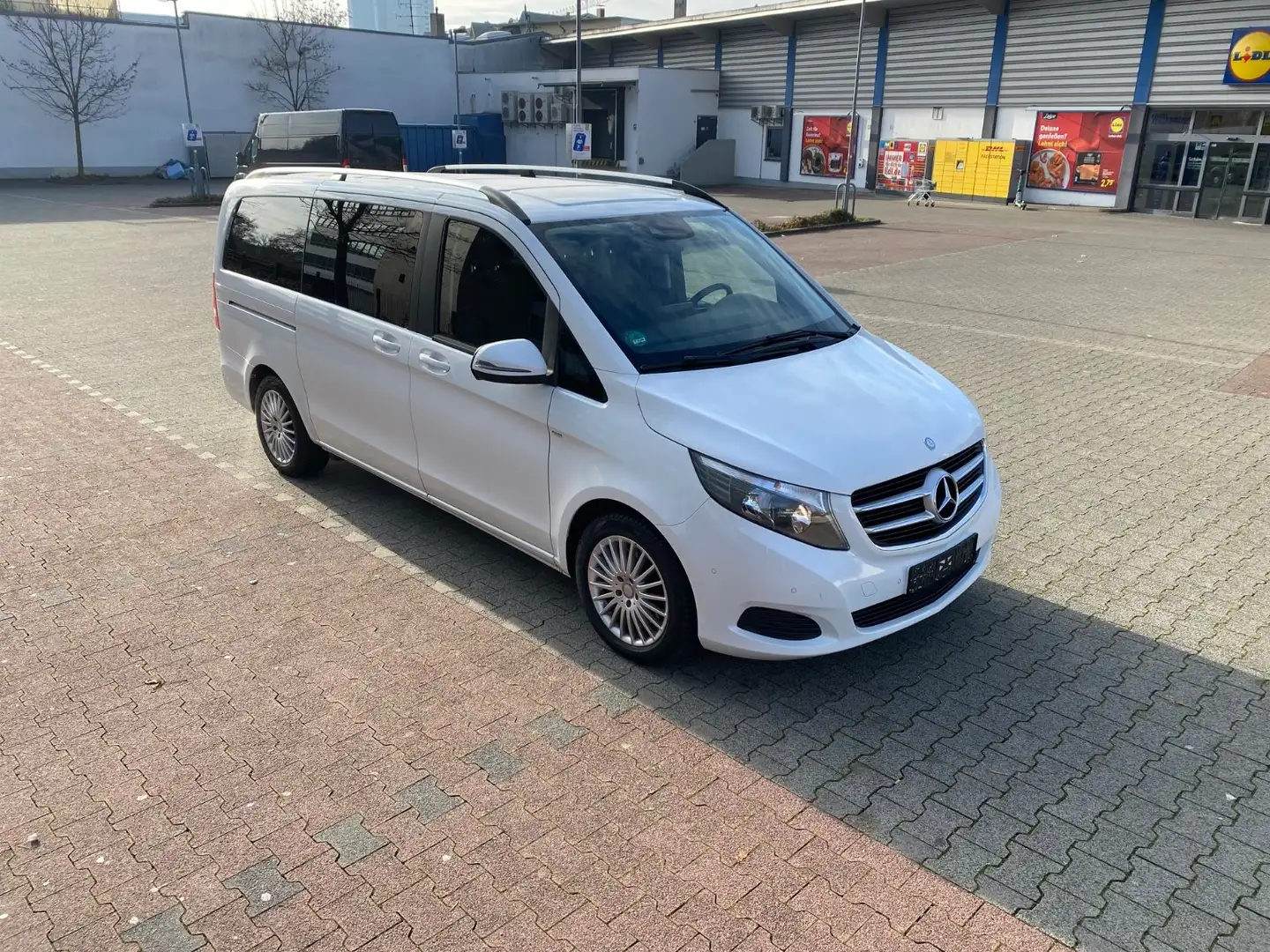 Mercedes-Benz V 220 d Aut. EDITION lang/Tischpaket/Kamera/Navi Weiß - 2