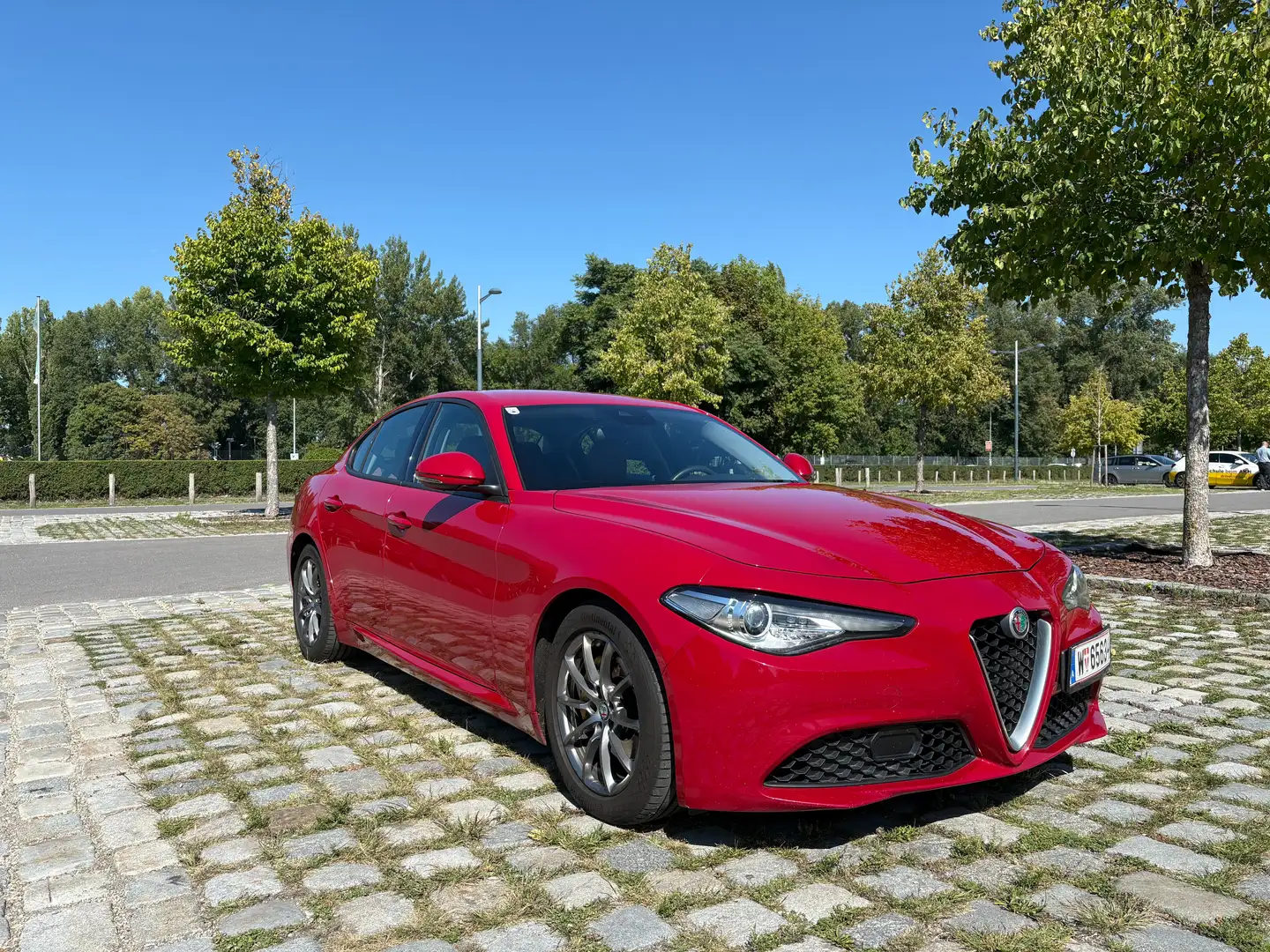 Alfa Romeo Giulia Giulia Super 2,0 200 AT RWD Super Rot - 1