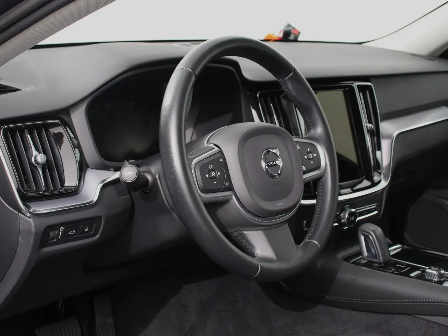 Volvo V60 2.0 T6 Recharge AWD Business Pro | DEMO ! | Climat Blauw - 2