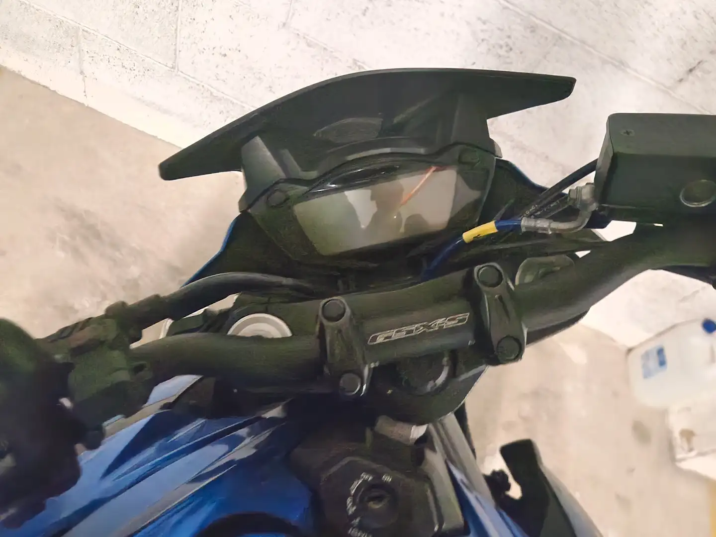 Suzuki GSX-S 750 Yugen carbon Синій - 2