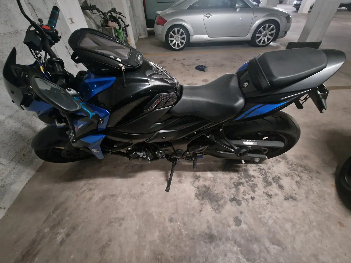 Suzuki GSX-S 750 Yugen carbon Синій - 1