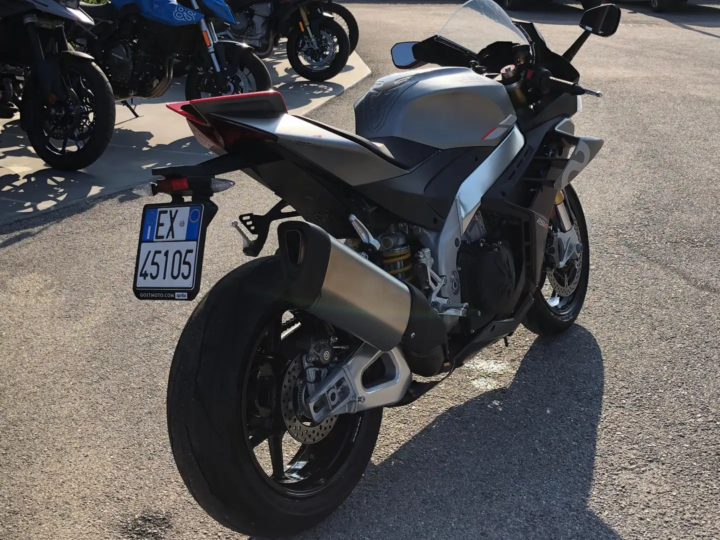 Aprilia RSV4 1100 - 2