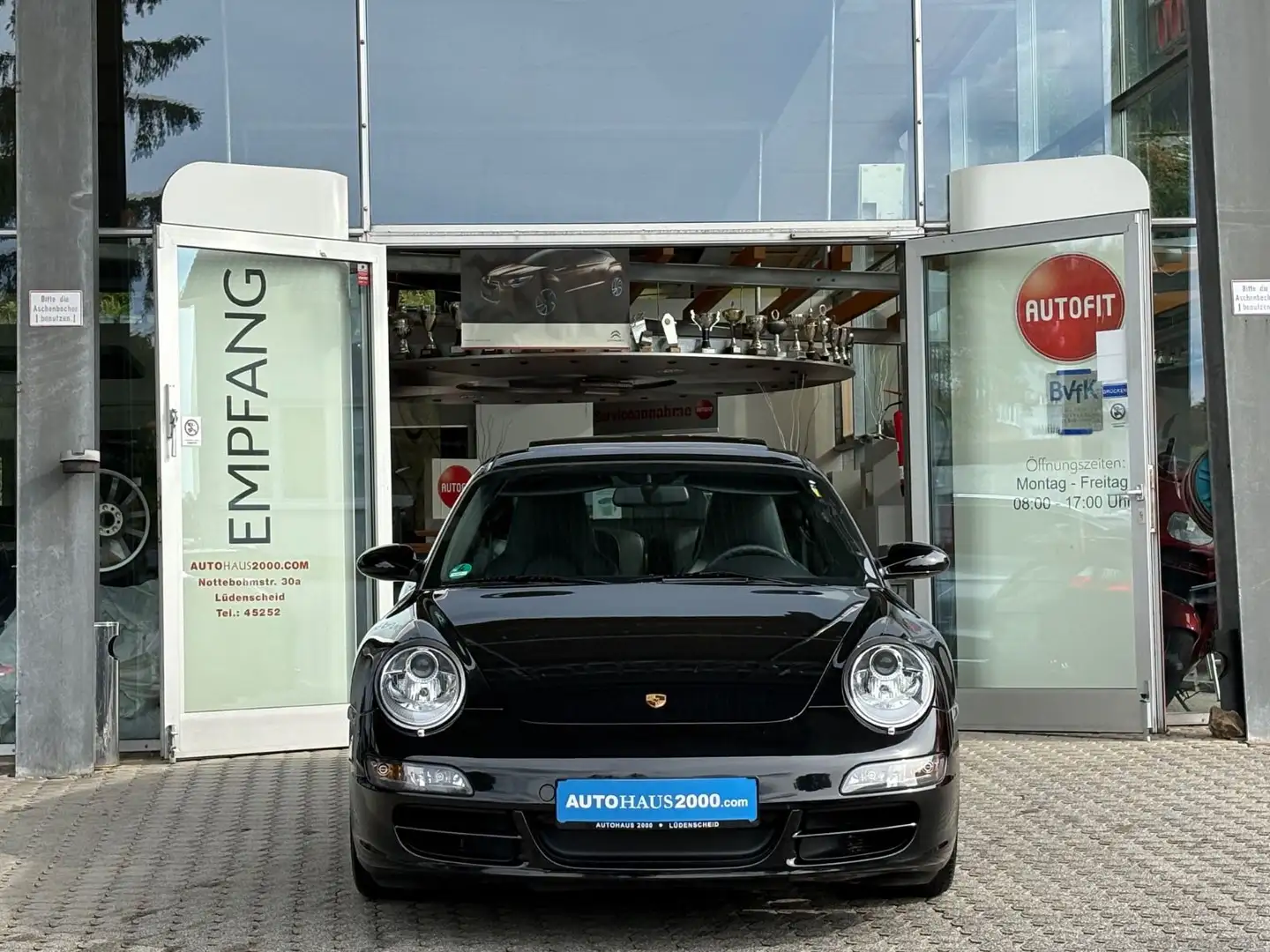 Porsche 911 Carrera 4S Coupe 3,8/SPORT-ABG/SHZ/1.VB/SHD/ Schwarz - 2
