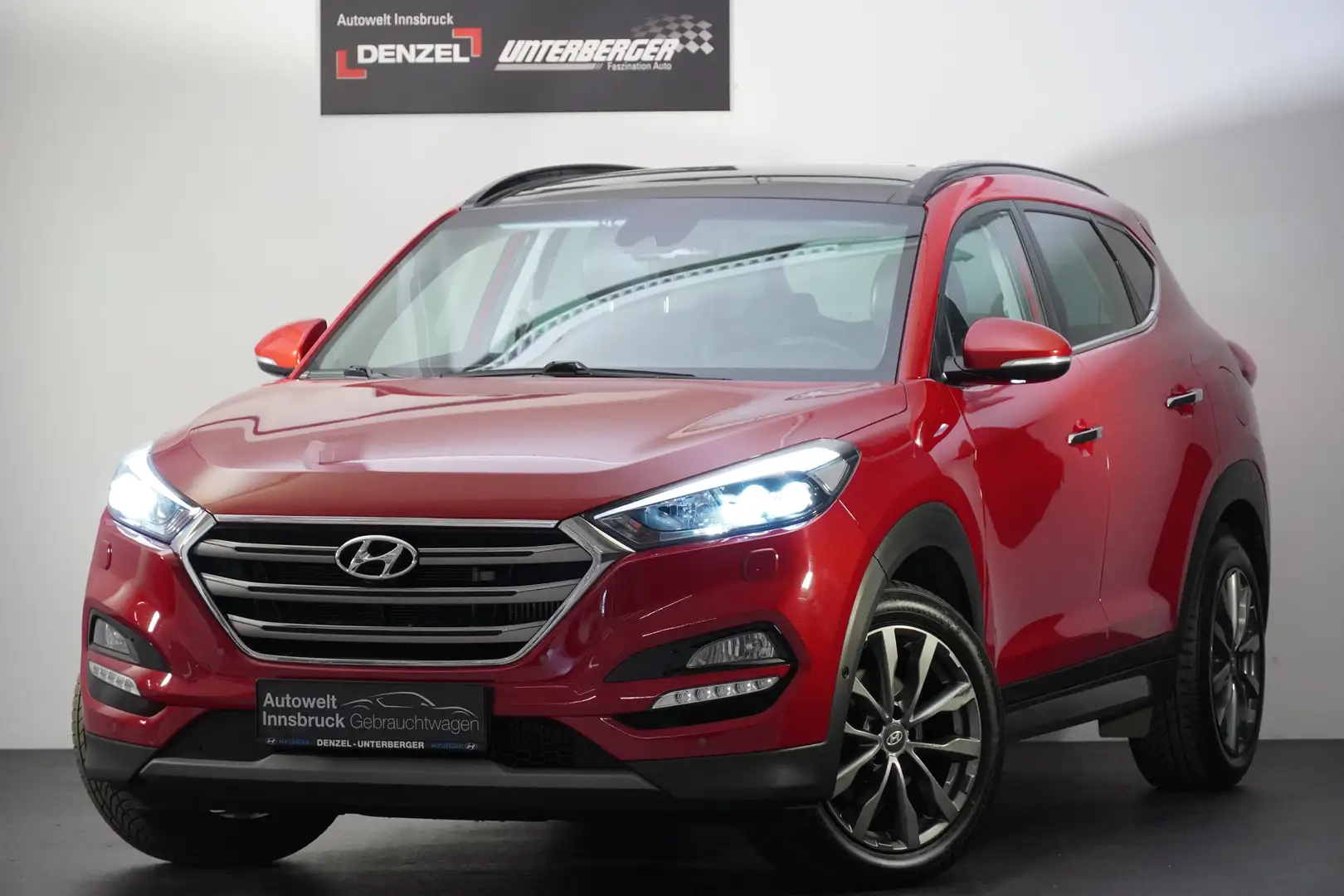Hyundai TUCSON 2,0 CRDi 4WD Platin Aut. Rot - 2
