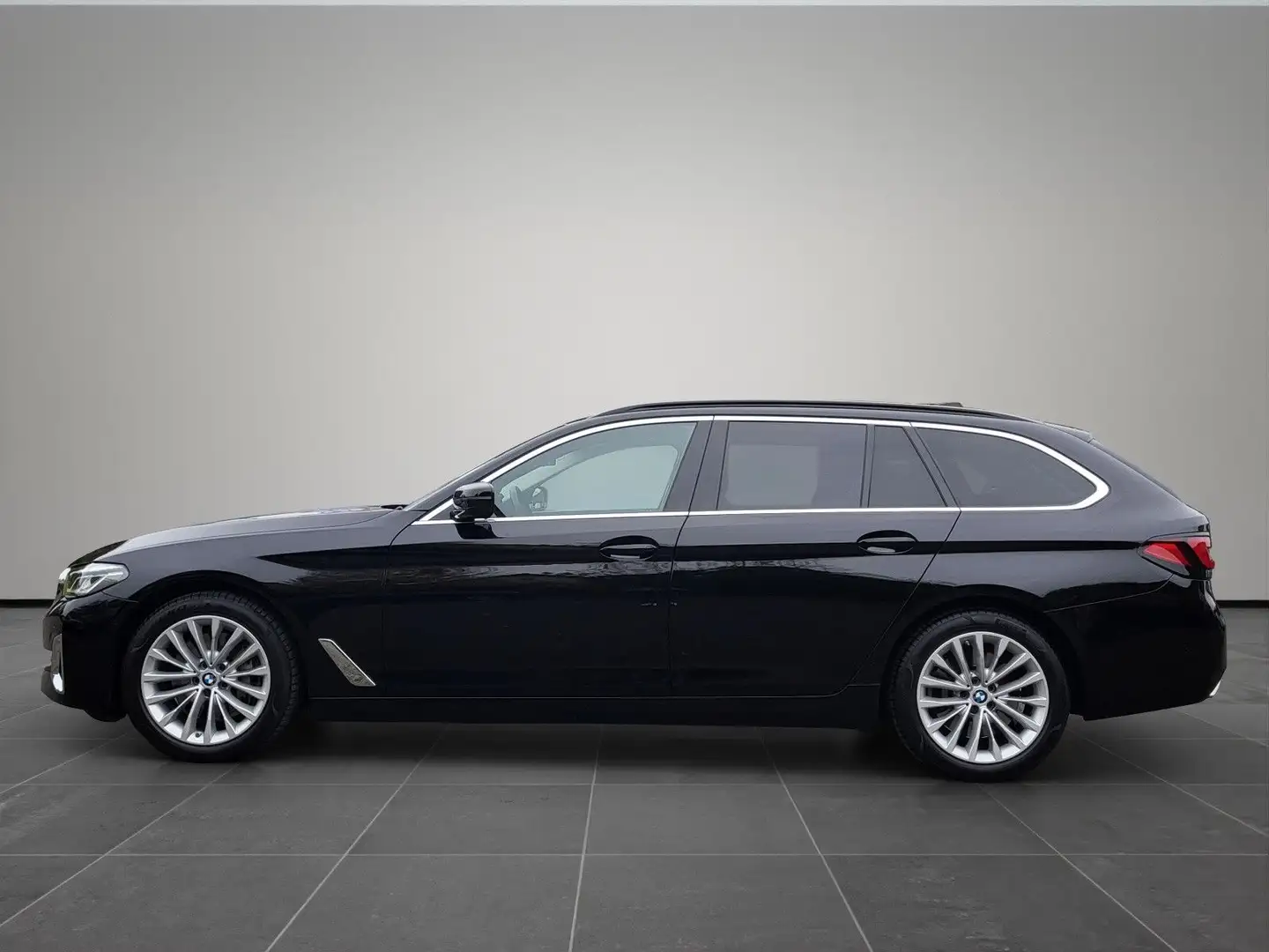 BMW 540 i xDrive Tour. Luxury Line R-KAM|AHK|HiFi Noir - 2