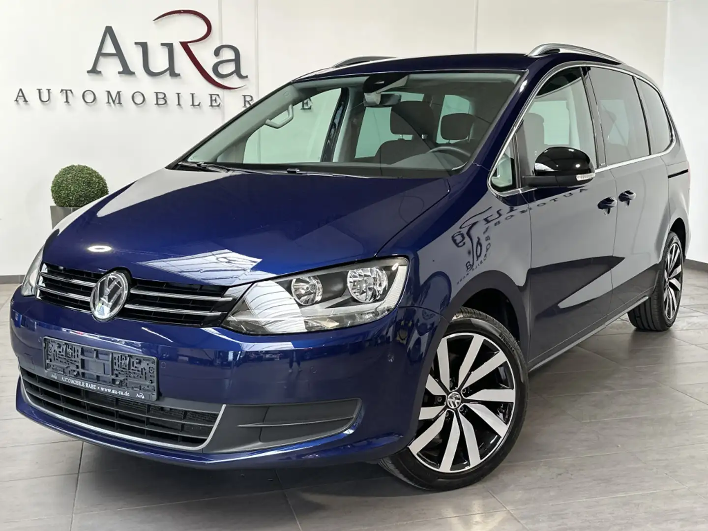 Volkswagen Sharan 2.0 TDI DSG IQ.DRIVE NAV+AHK+DCC+KAMERA Kék - 2
