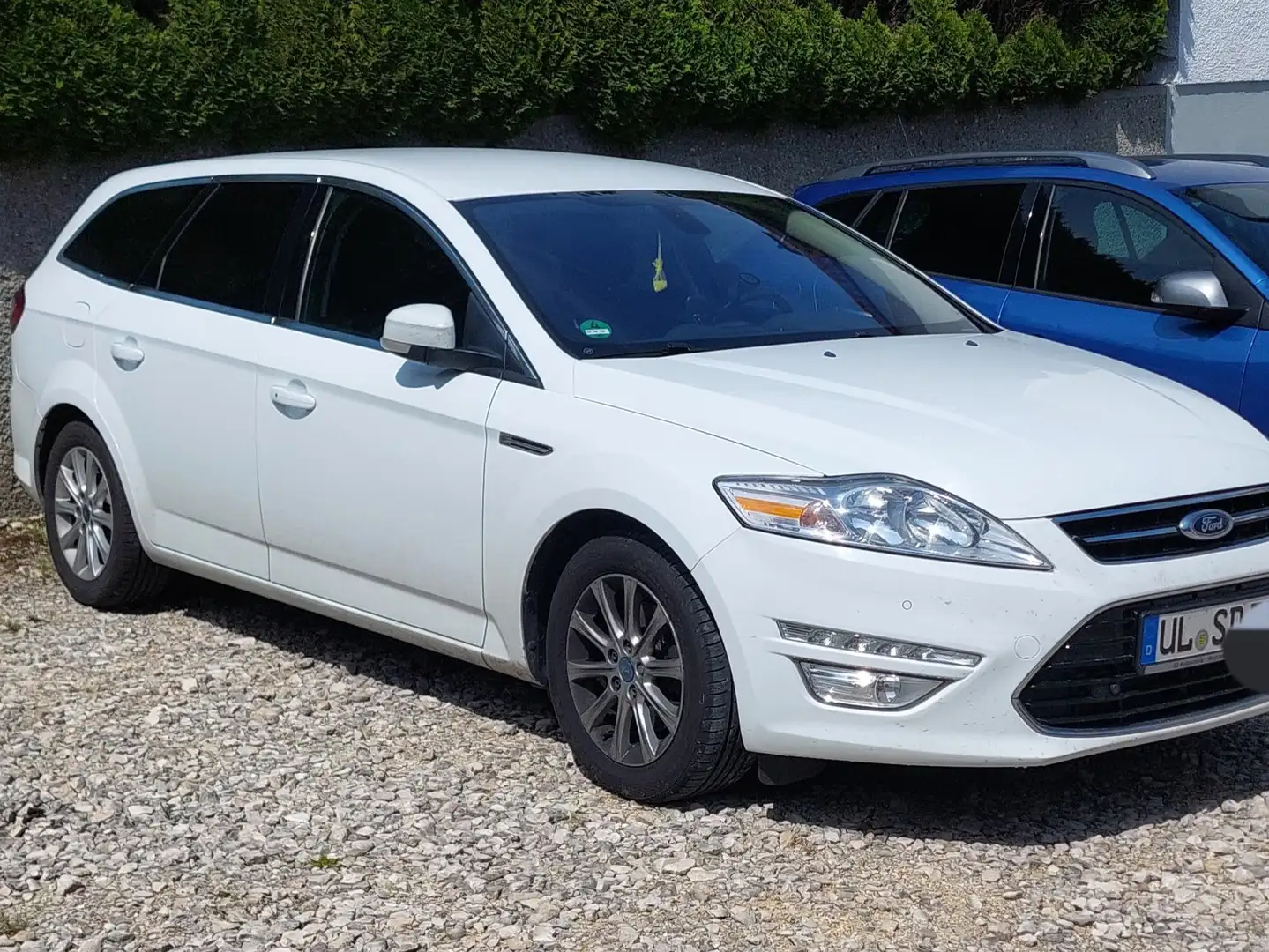 Ford Mondeo Mondeo Turnier 2.0 TDCi Ambiente Weiß - 2