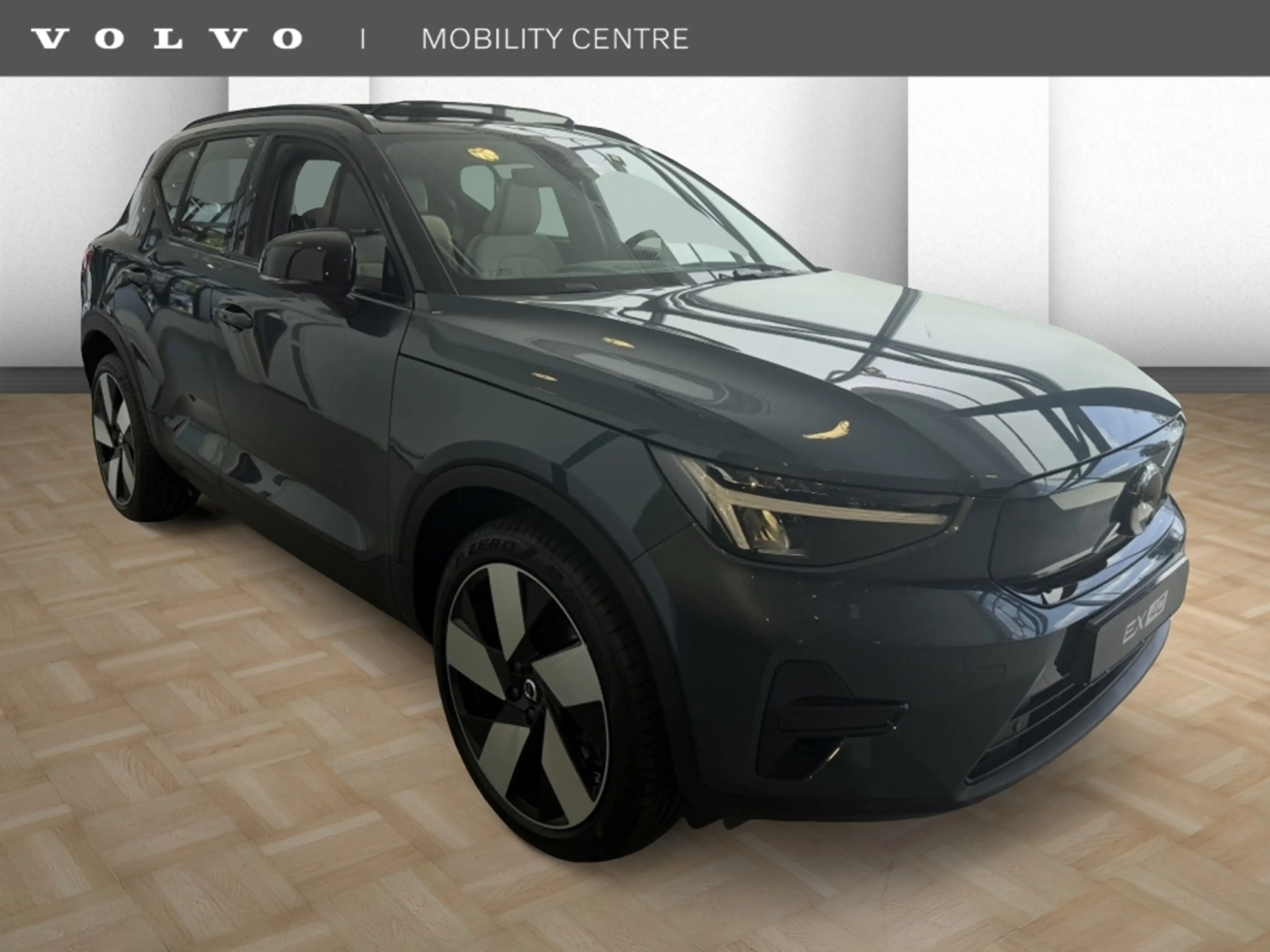 Volvo EX40 Single M. Ex. Range Ultra Europa | DIRECT LEVERBAA — photo 4