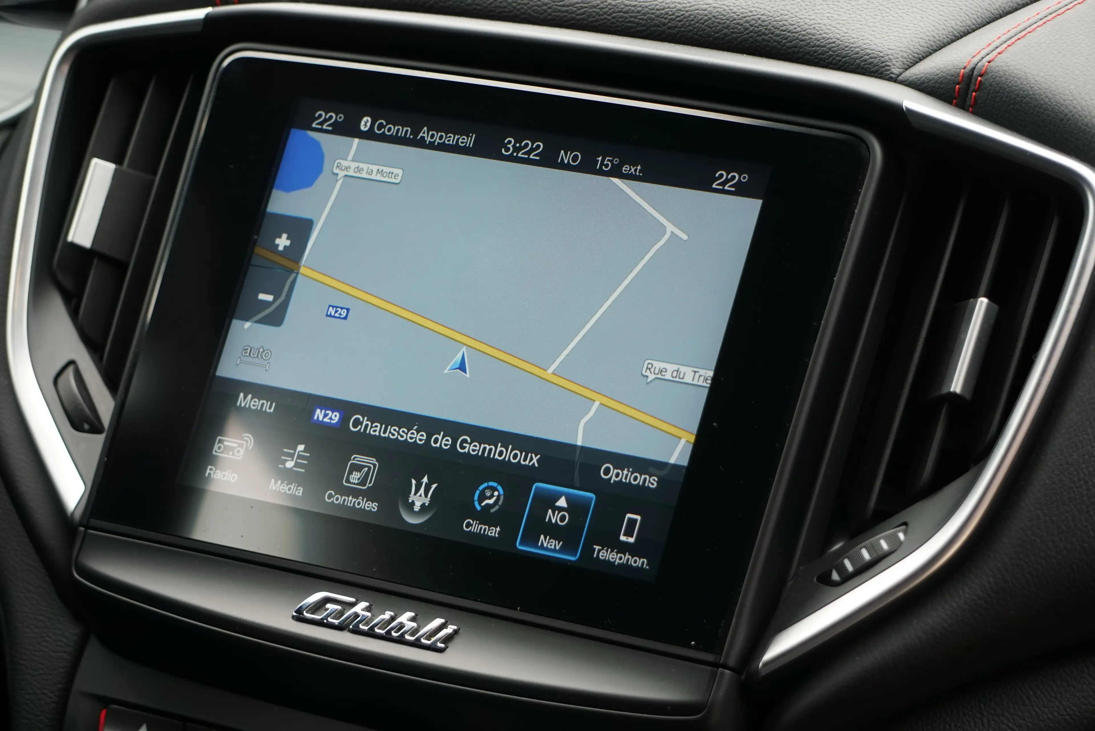 Maserati Ghibli 3.0 V6 Turbo SPORT NAVI CAMERA CARNET COMPLET 6B — photo 10