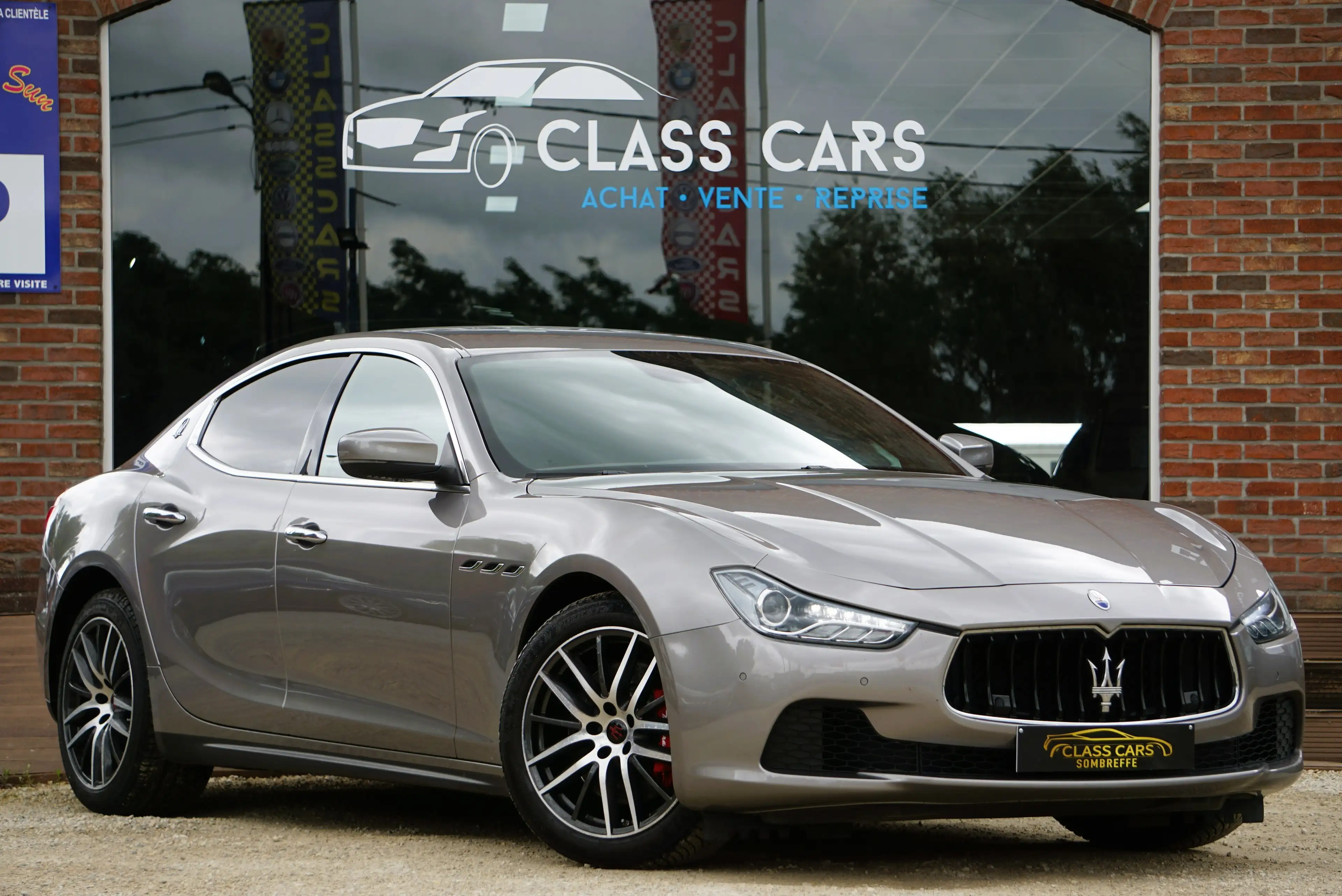 Maserati Ghibli 3.0 V6 Turbo SPORT NAVI CAMERA CARNET COMPLET 6B — photo 2