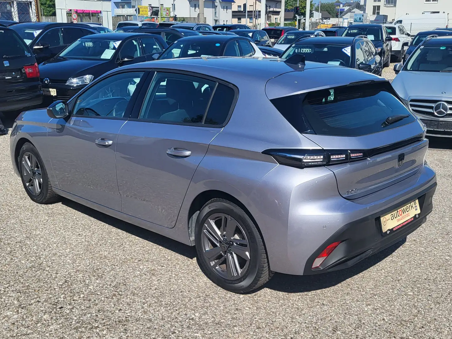 Peugeot 308 Active Pack Grau - 2