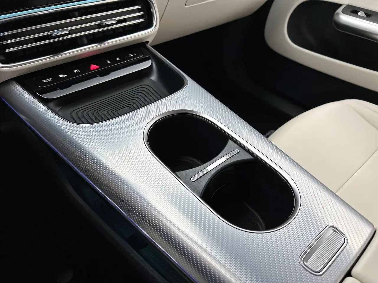 Mercedes-Benz CLA 2026 — фото 10