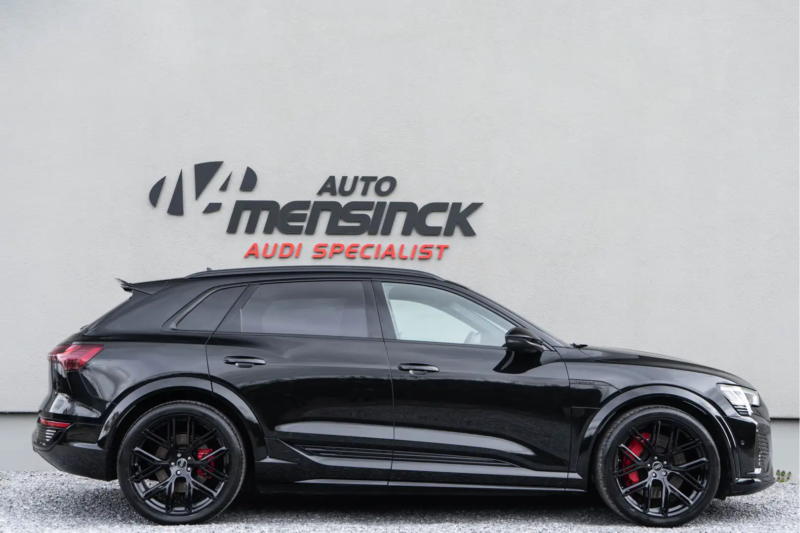 Audi SQ8 e-tron quattro / Panoramadak/ Bang & Olufsen Sound System Schwarz - 2