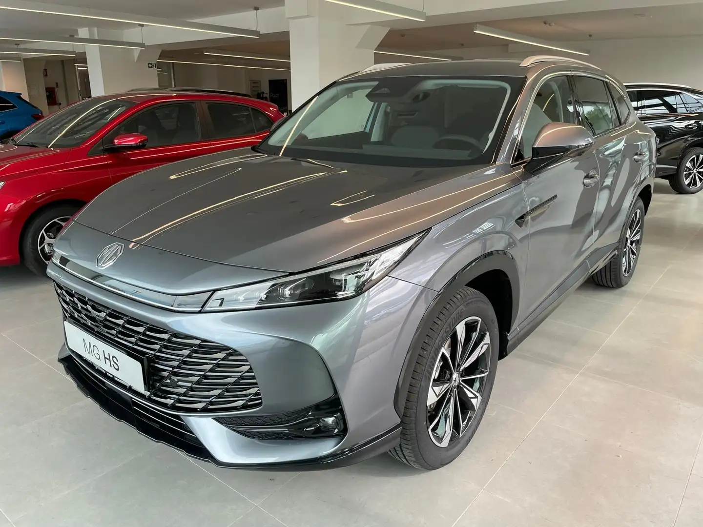 MG HS 1.5L IBRIDO/BENZINA 224cv COMFORT AUTOMATICO NUOVA Grigio - 1