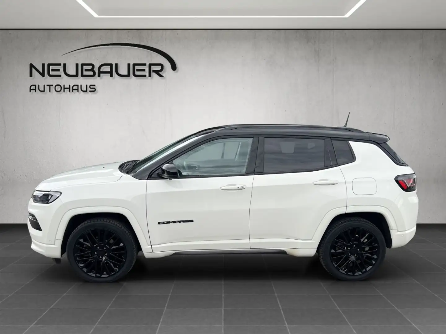 Jeep Compass 1.3 PHEV S 240PS AT 4Xe Leder AUT Weiß - 2