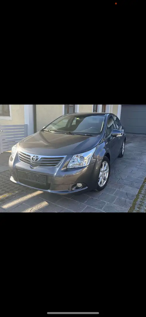Toyota Avensis 2,0 Valvematik - 2