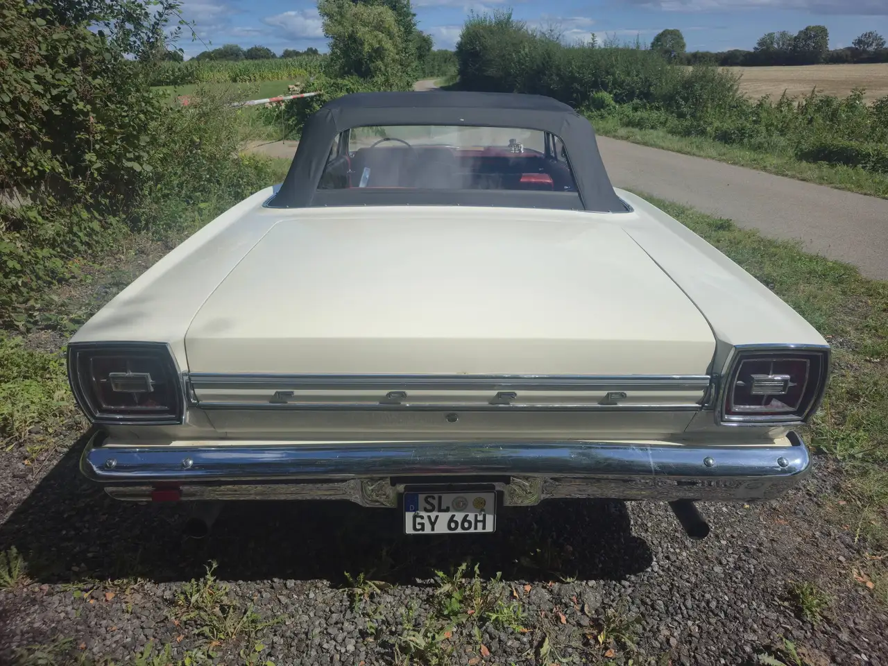 Ford Fairlane, foto 3