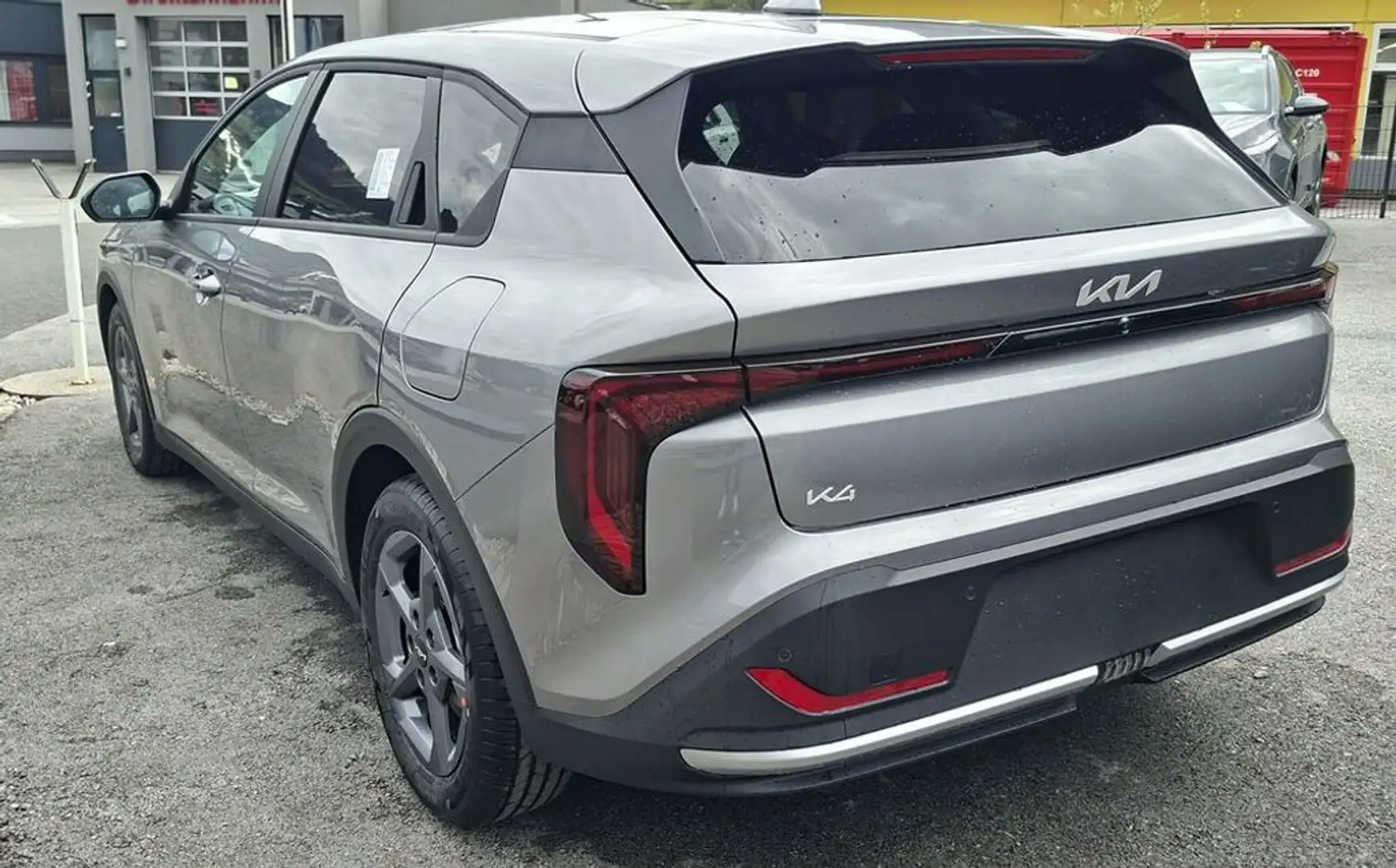 Kia K4 1,0 TGDI 48V Silber DCT Grau - 2