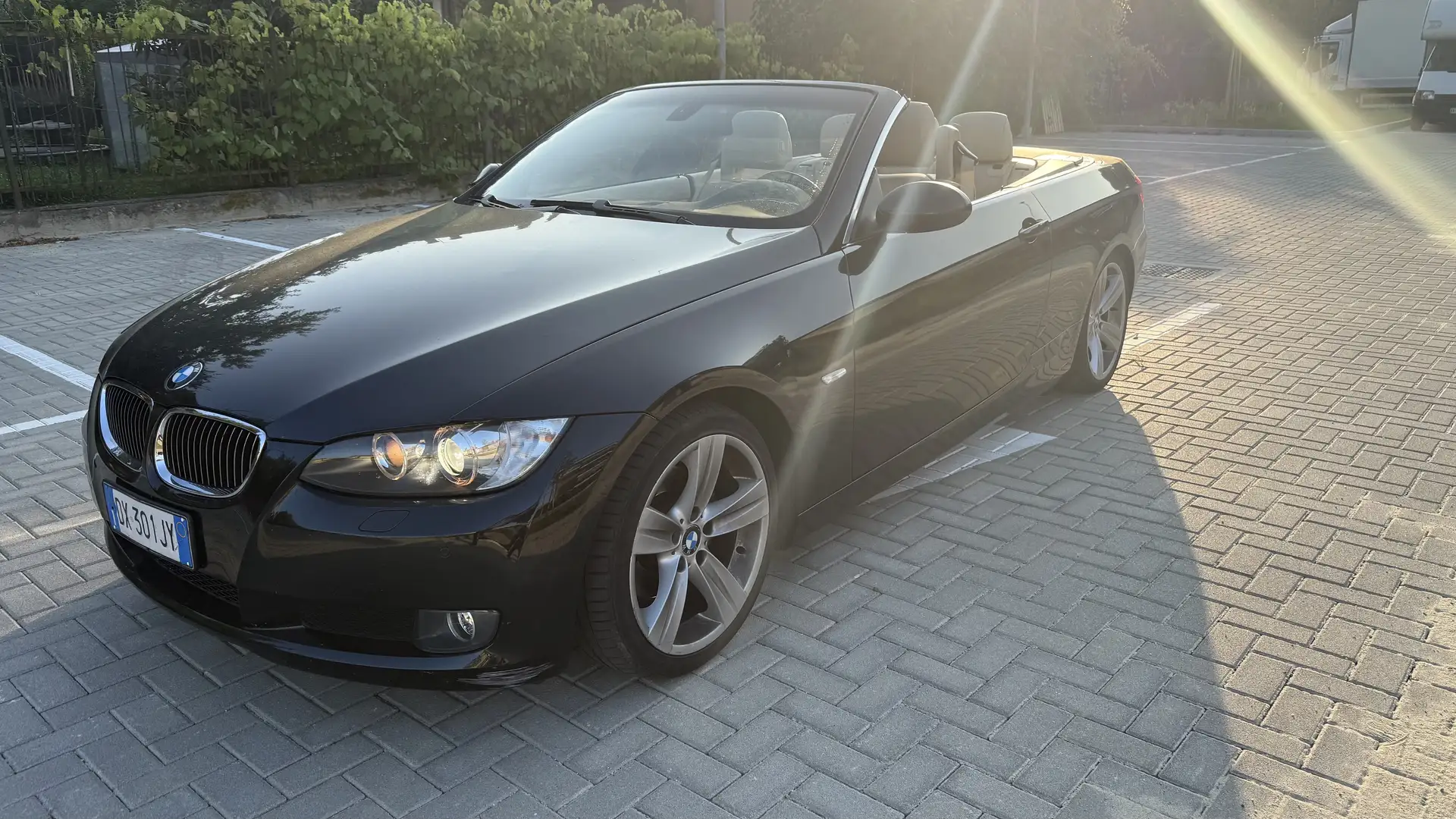 BMW 320 320d Cabrio Futura Automatica Nero - 1