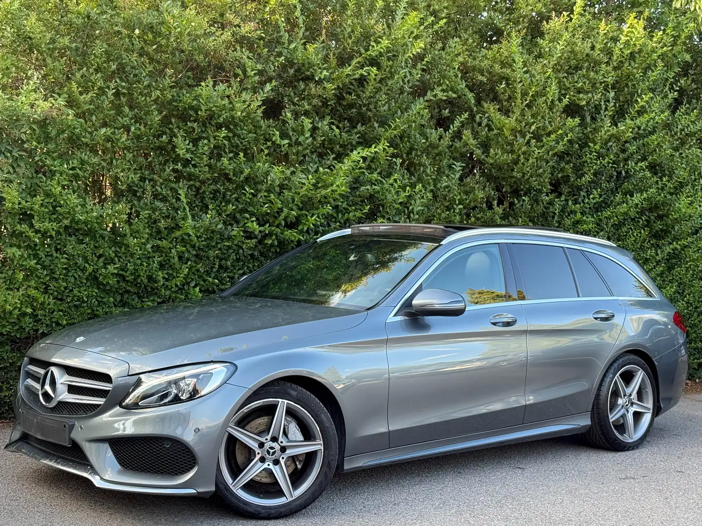 Mercedes-Benz C 200 C 200 d+PACK AMG+TOIT OUVR+NAVI+CUIR+AIRCO+JANTES Grijs - 1