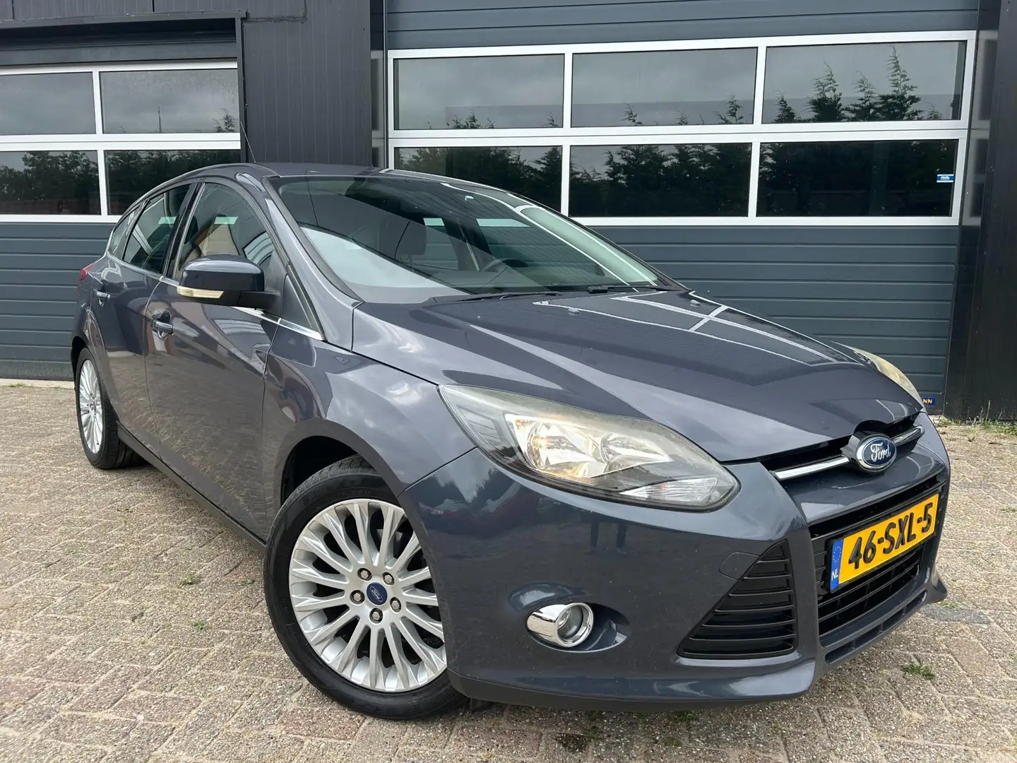 Ford Focus 1.6 TI-VCT|Airco|Cruise control|Nette auto Grijs - 2