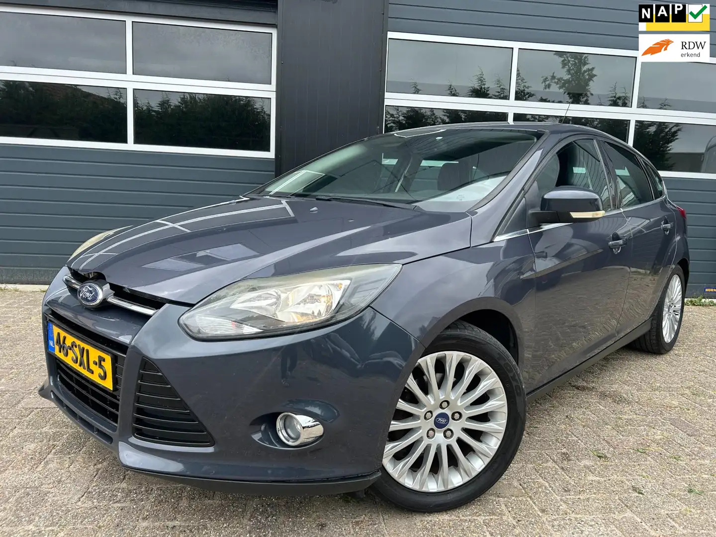 Ford Focus 1.6 TI-VCT|Airco|Cruise control|Nette auto Grijs - 1