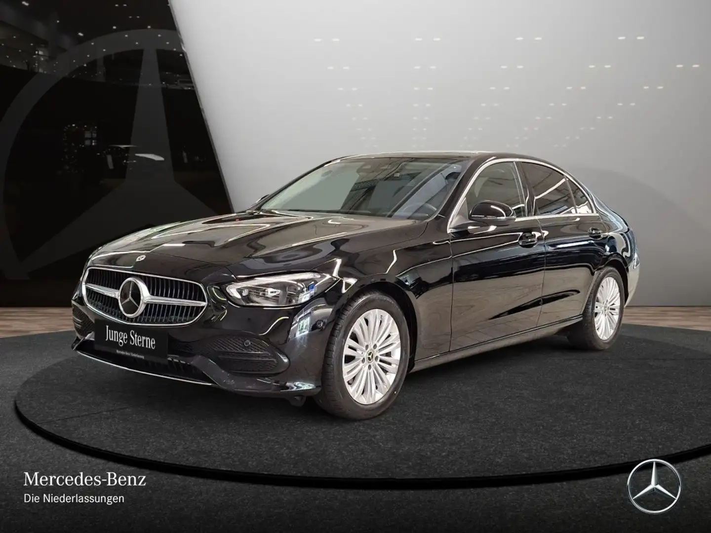 Mercedes-Benz C 180 AVANTG+AHK+KAMERA+KEYLESS+9G Schwarz - 2