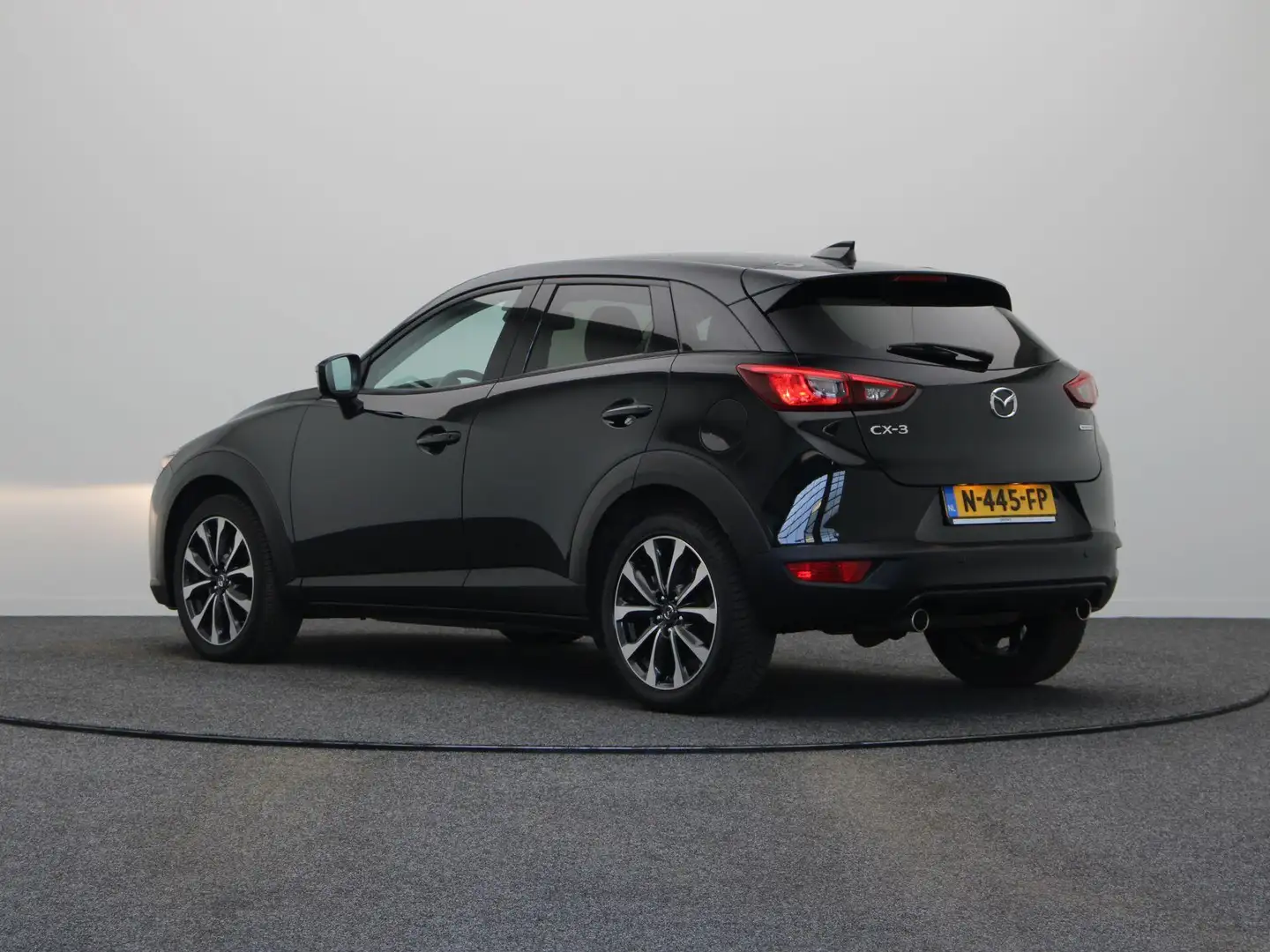 Mazda CX-3 2.0 SkyActiv-G 121 Sportive | Stoelverwarming | Pa Zwart - 2