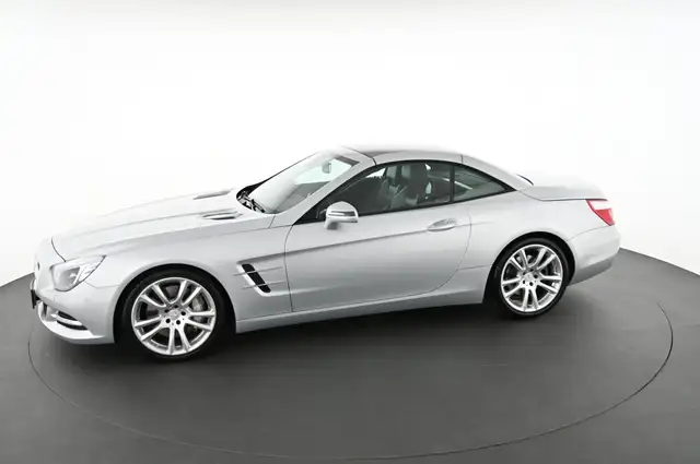 Mercedes-Benz SL view 17