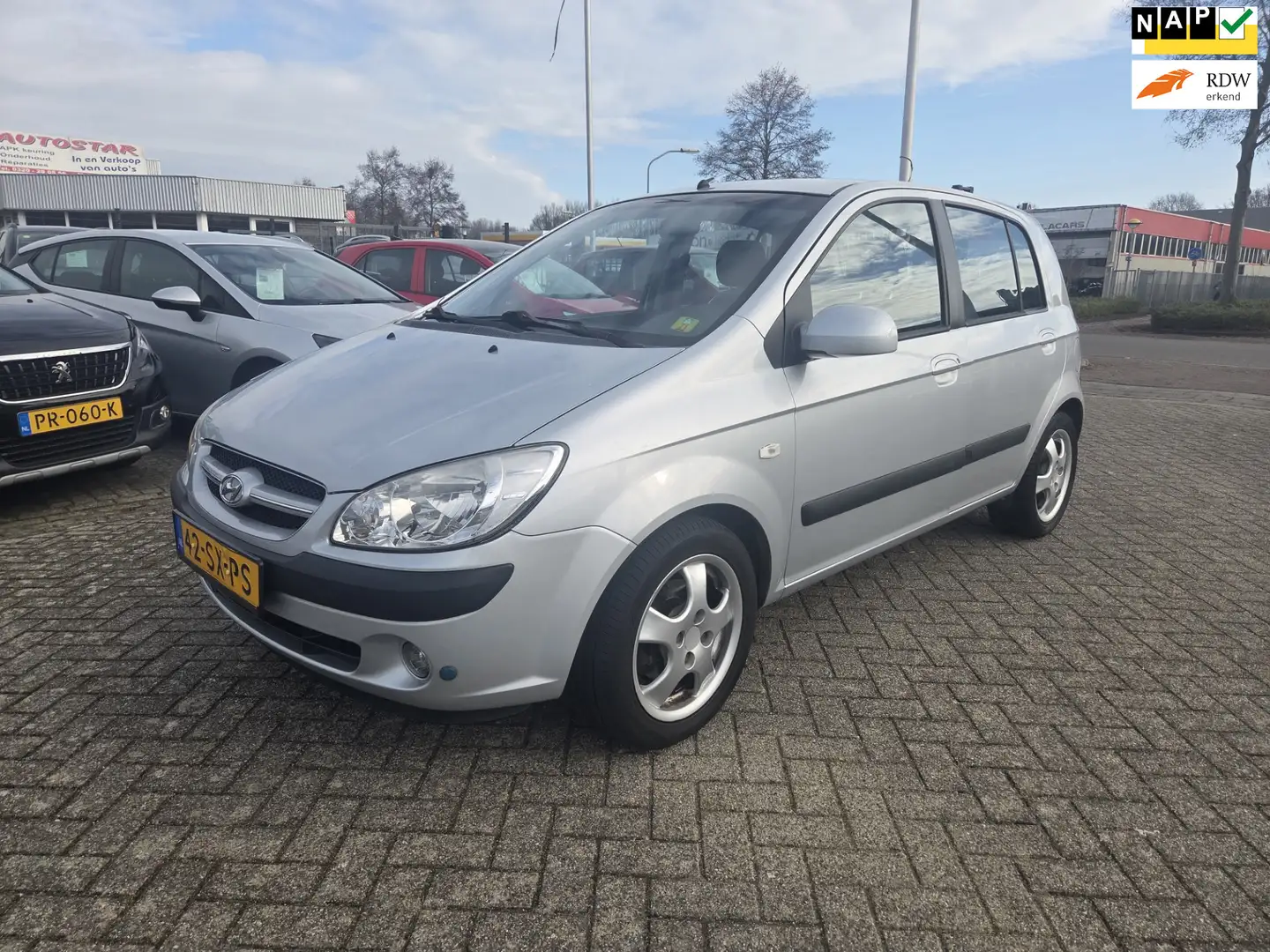Hyundai Getz 1.4i World Cup edition/AIRCO/NIEUWE APK Gris - 1