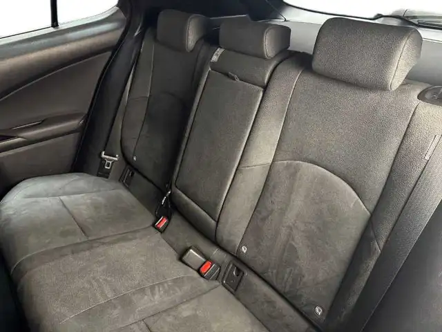 Lexus UX view 9