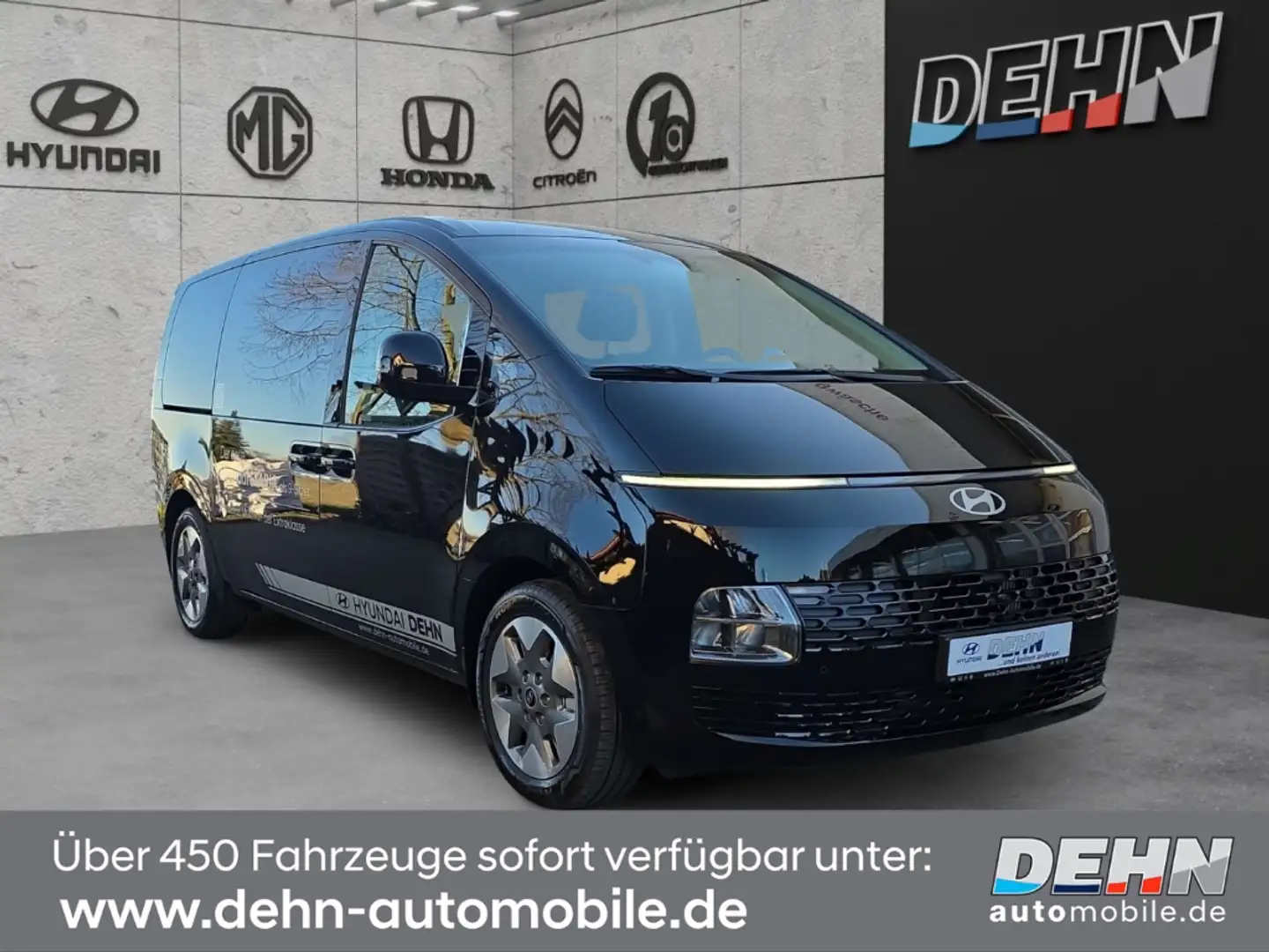 Hyundai STARIA Hybrid Trend Mj25 9-Sitzer 2WD Park-/Easy-Access-P Schwarz - 1