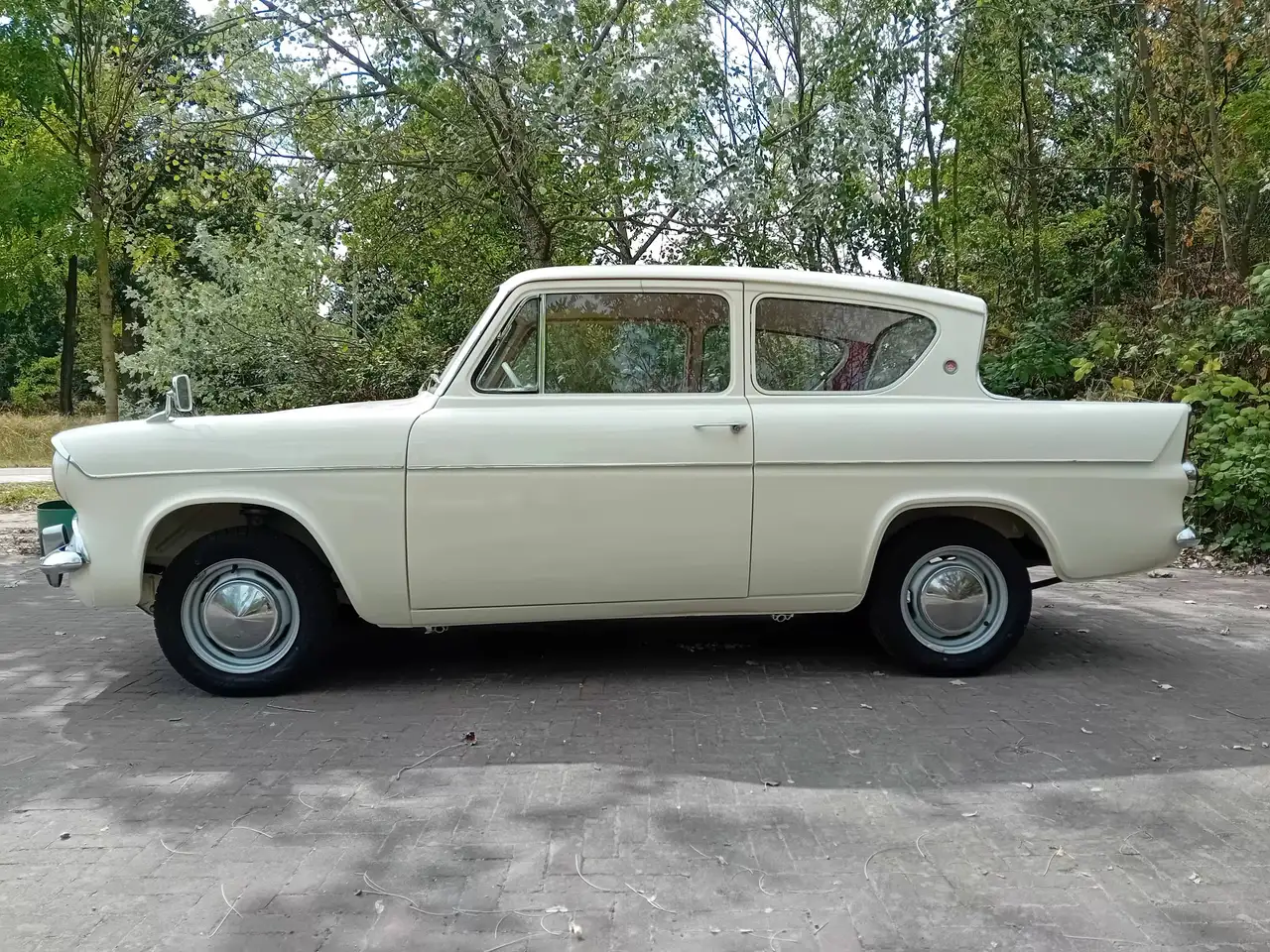 Ford Anglia 105e, foto 8