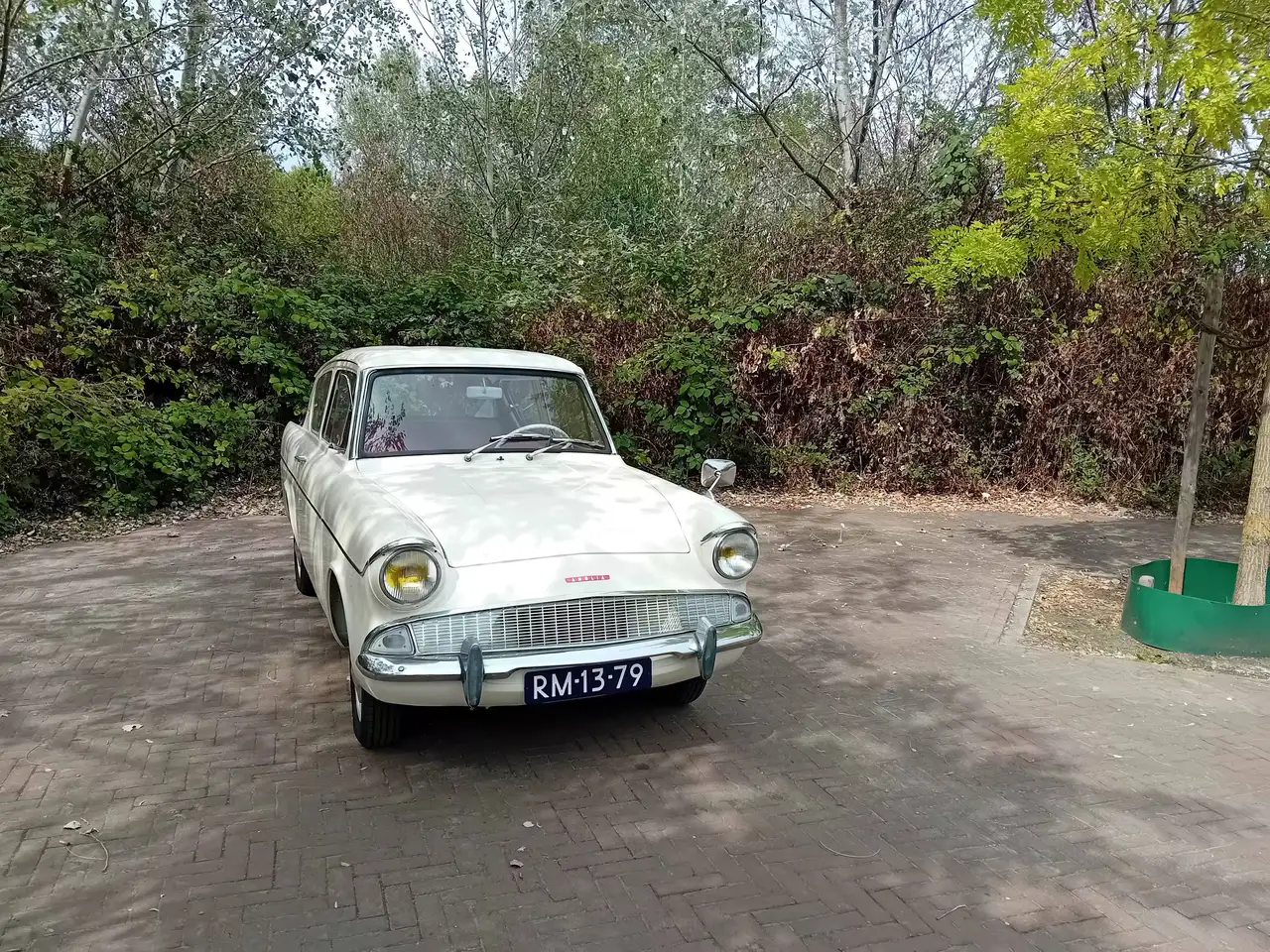 Ford Anglia 105e, foto 4