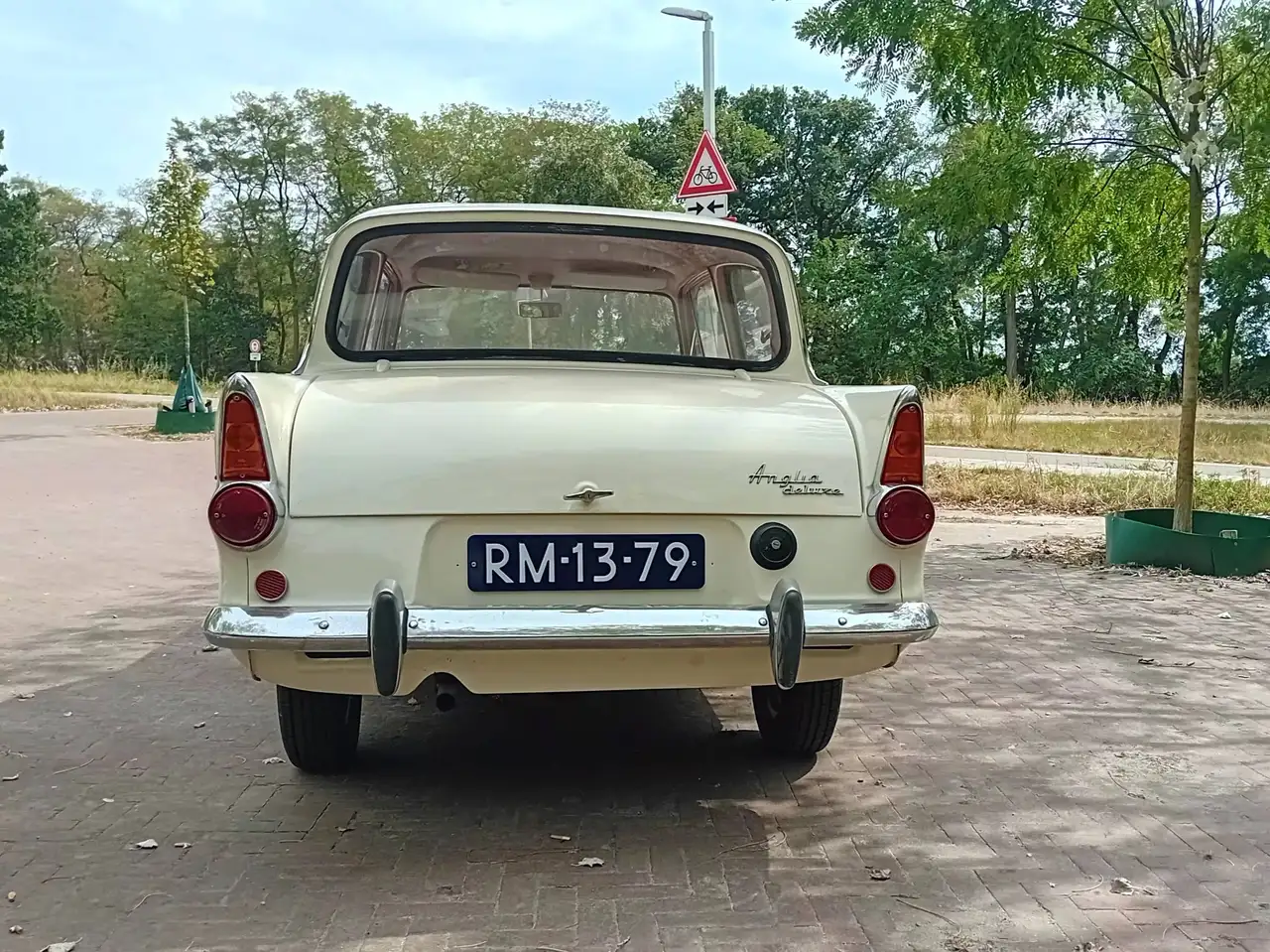 Ford Anglia 105e, foto 10