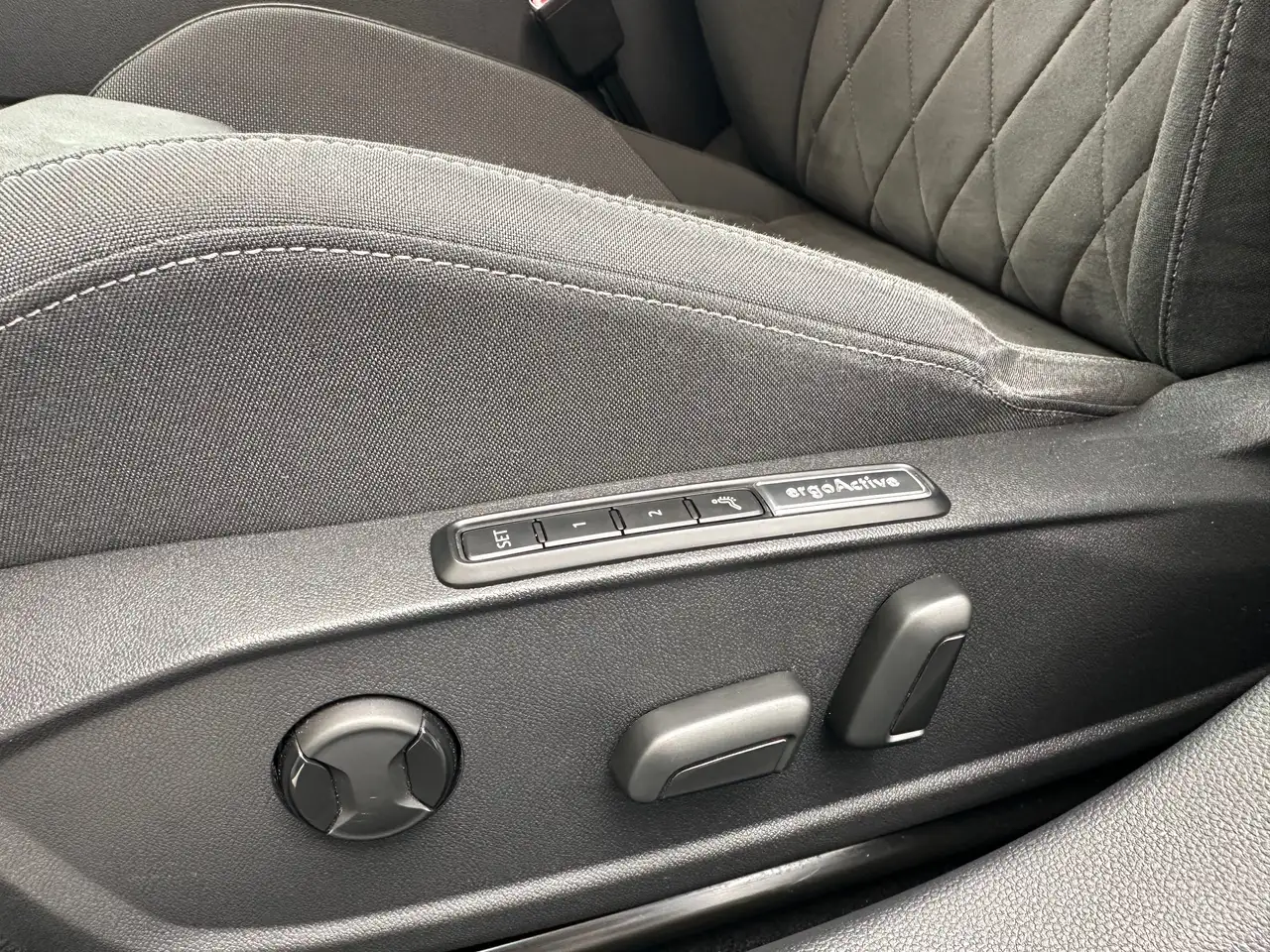 Volkswagen Golf 1.4 eHybrid Plug-IN I STYLE I Matrix Led I Alcantara I Cam I ACC, миниатюра 13