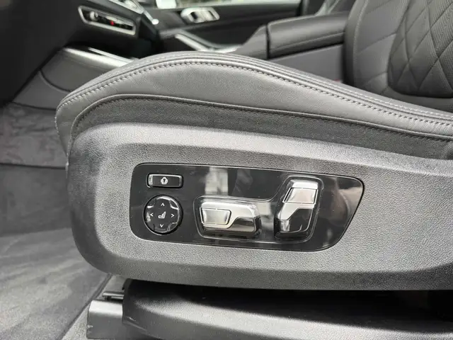 BMW X5 view 9
