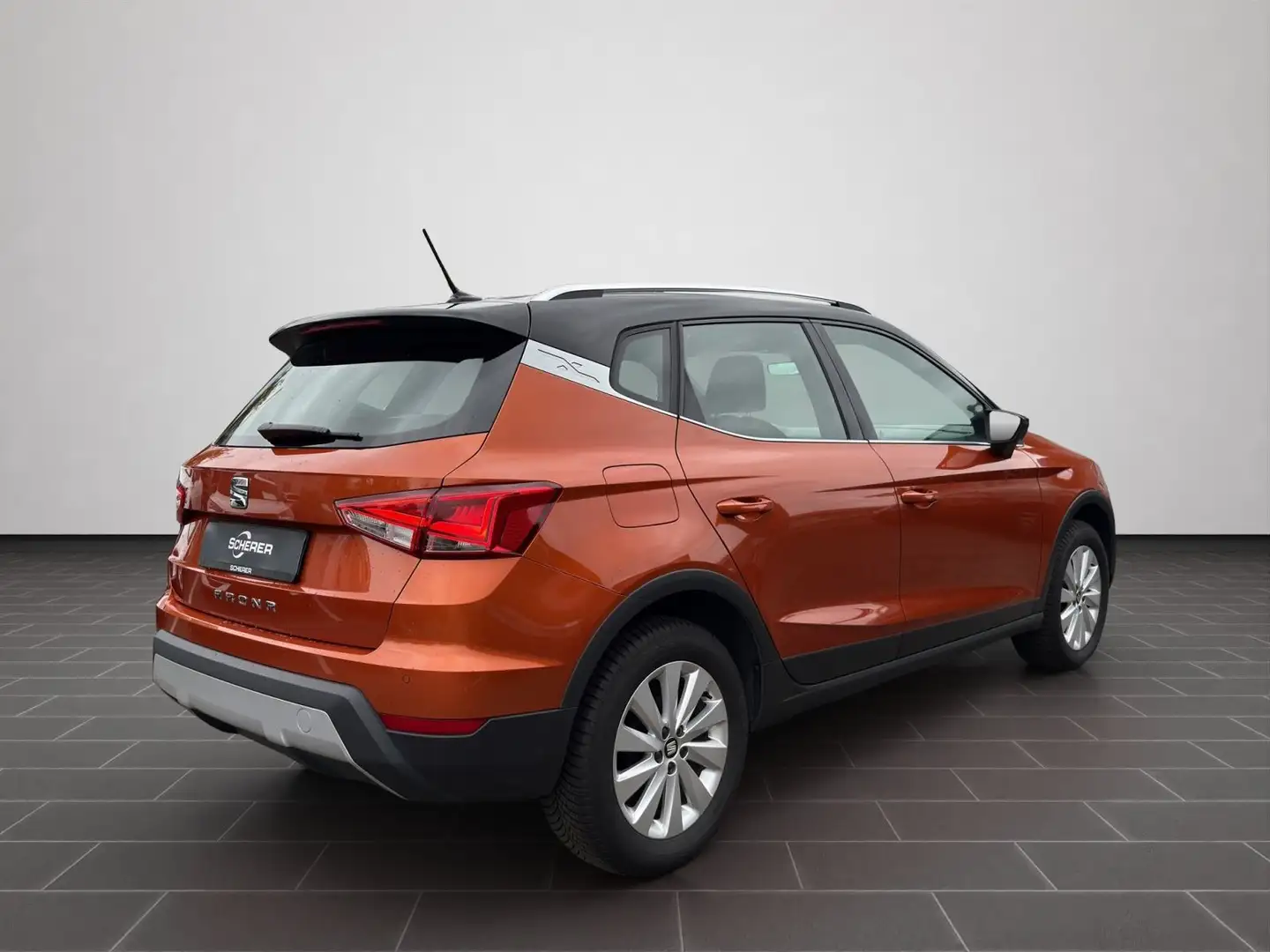SEAT Arona 1.0 TSI Xcellence Navi Full Link Blind Spo Orange - 2
