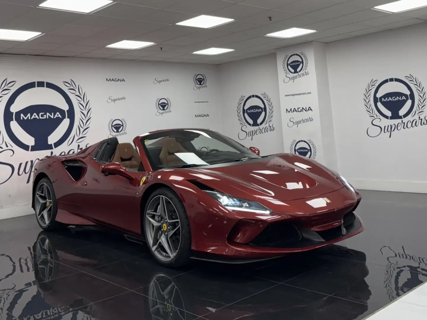 Ferrari F8 Spider Rojo - 1