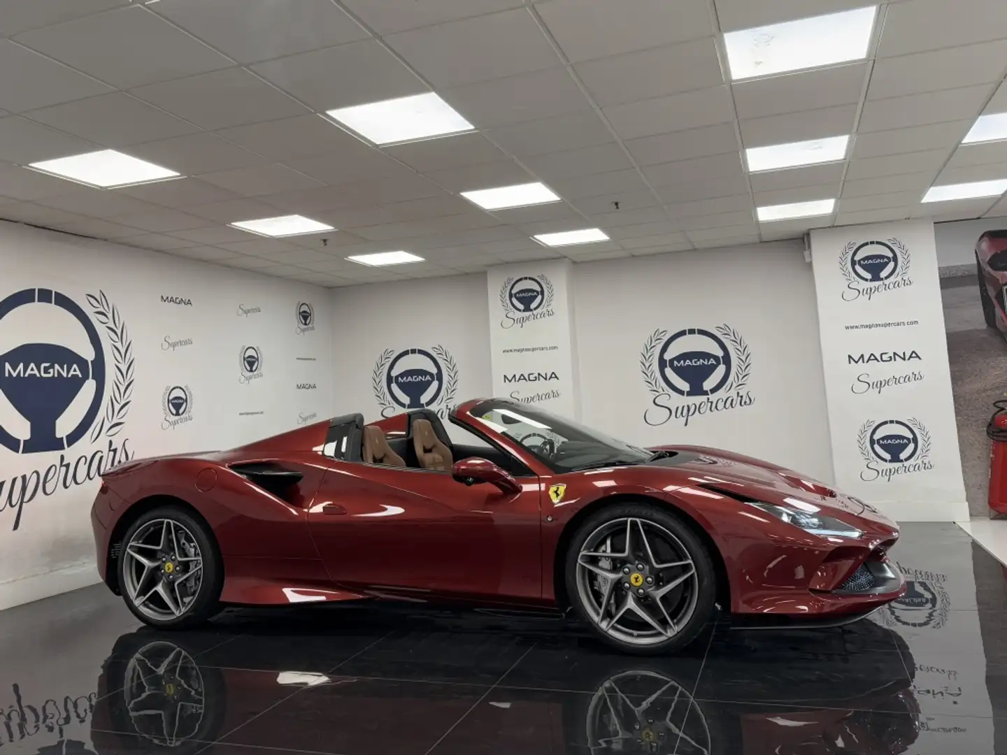 Ferrari F8 Spider Rojo - 2