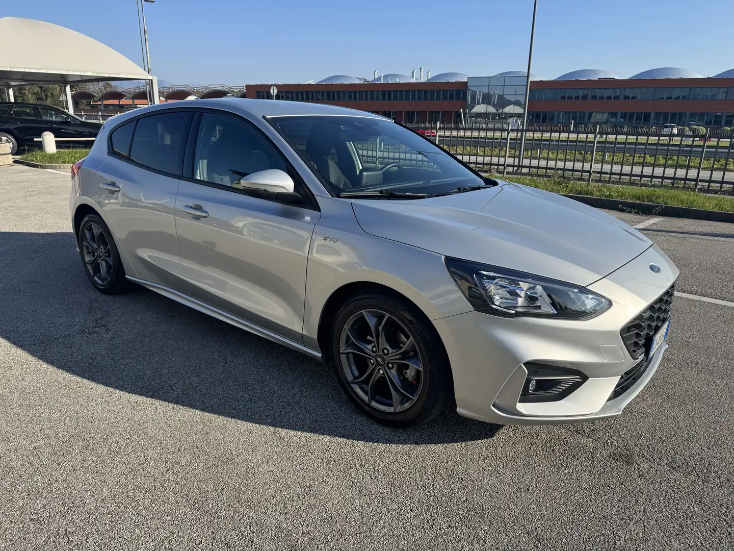 Ford Focus St-Line 1.0 EcoBoost Hybrid 125 CV S&S Manuale Gris - 2