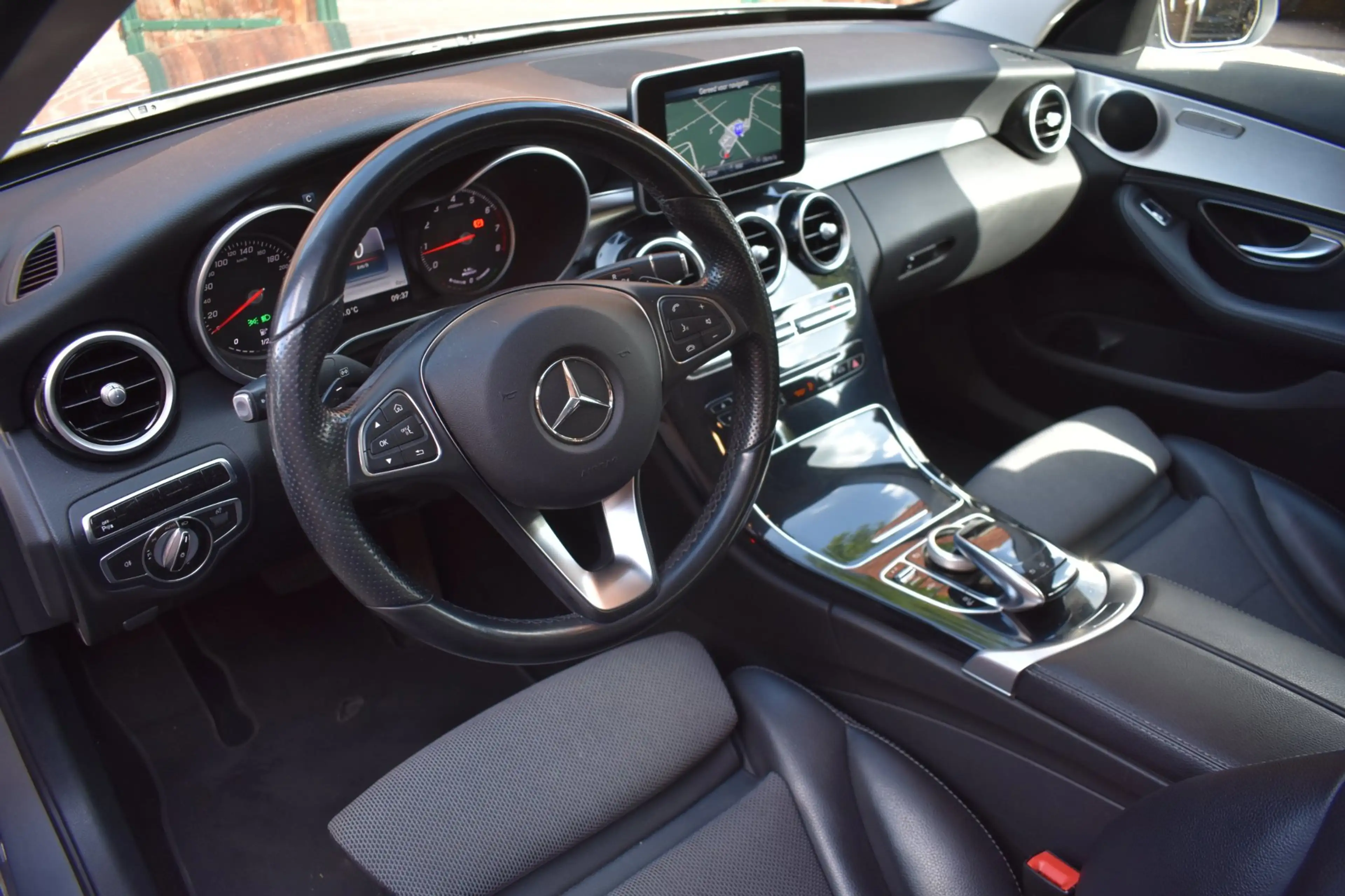 Mercedes-Benz C 350 e Lease Edition '15 LED SOH 75,8% Navi Inruil moge — photo 11