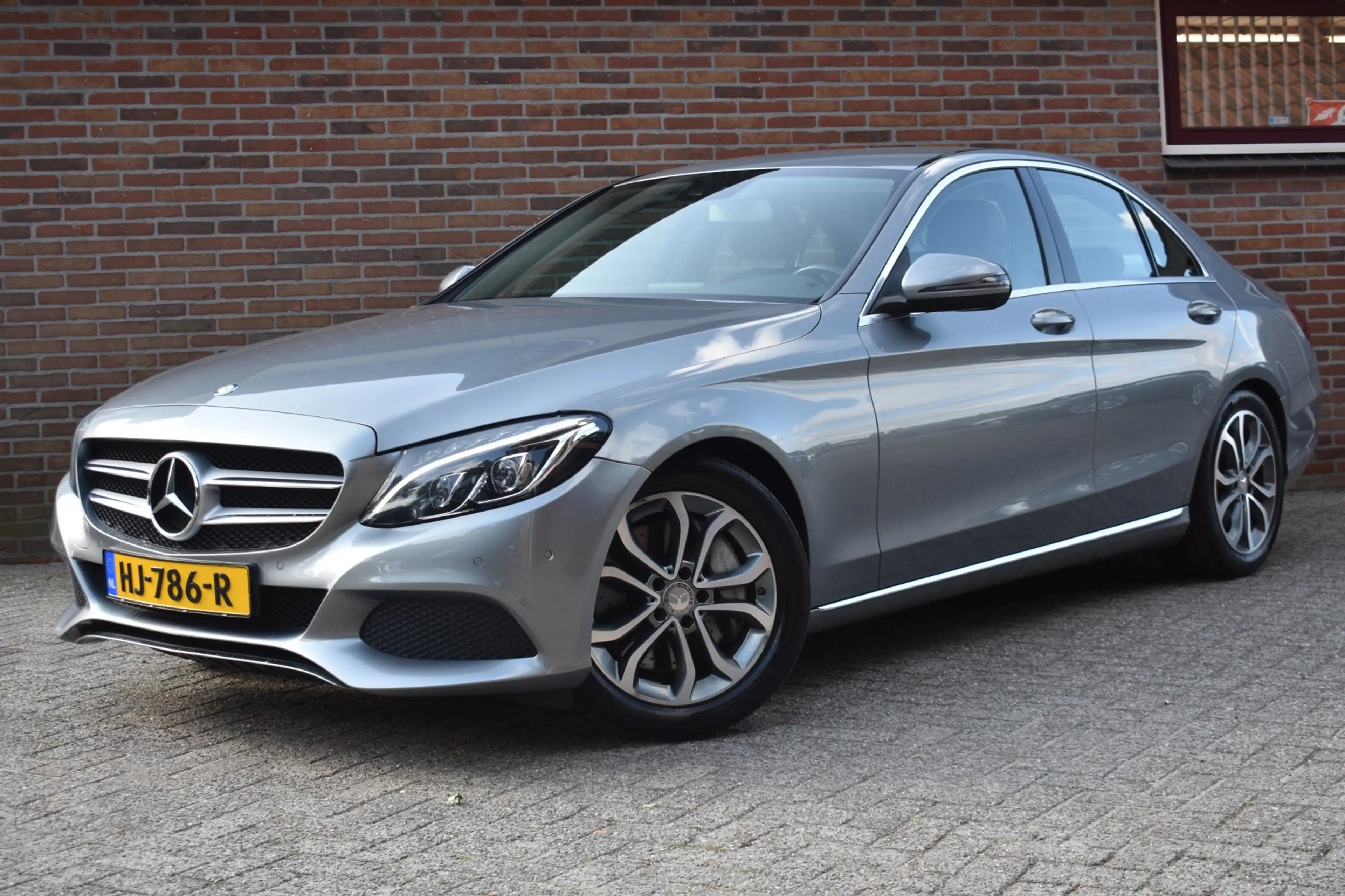 Mercedes-Benz C 350 e Lease Edition '15 LED SOH 75,8% Navi Inruil moge