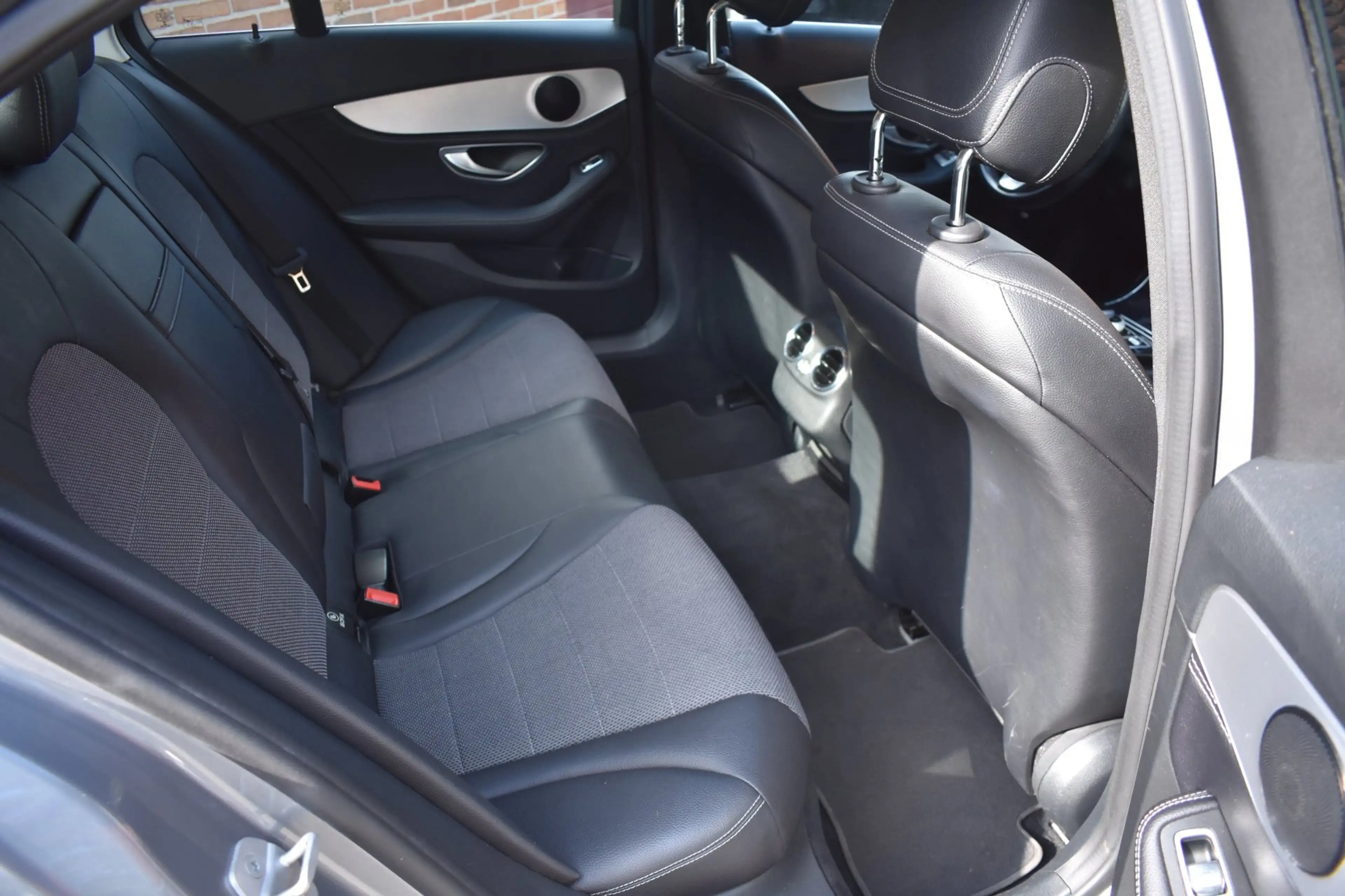 Mercedes-Benz C 350 e Lease Edition '15 LED SOH 75,8% Navi Inruil moge — photo 5