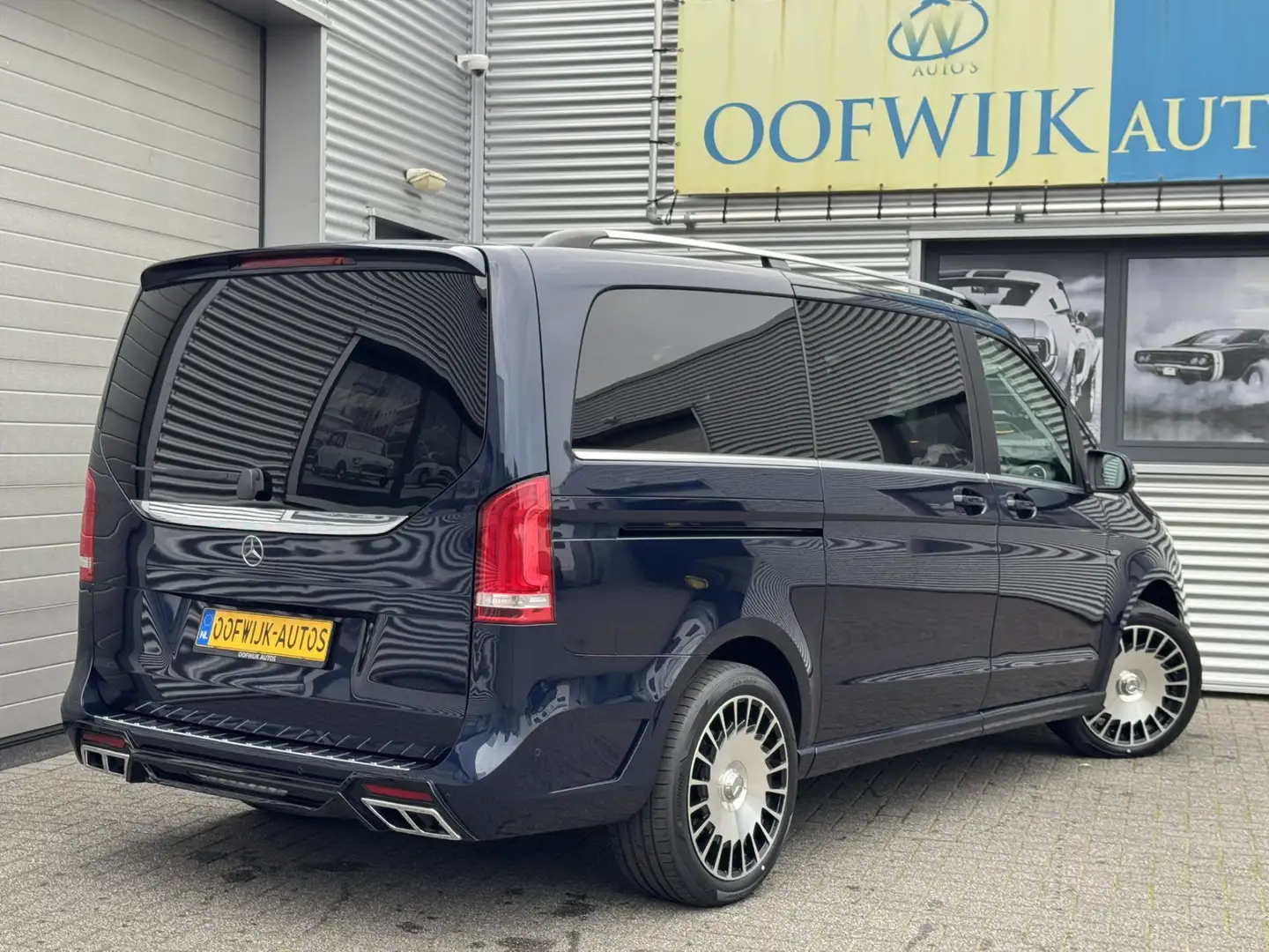 Mercedes-Benz V 250 250d AMG 4-MATIC Lang DC Avantgarde Full-Opties Blauw - 2