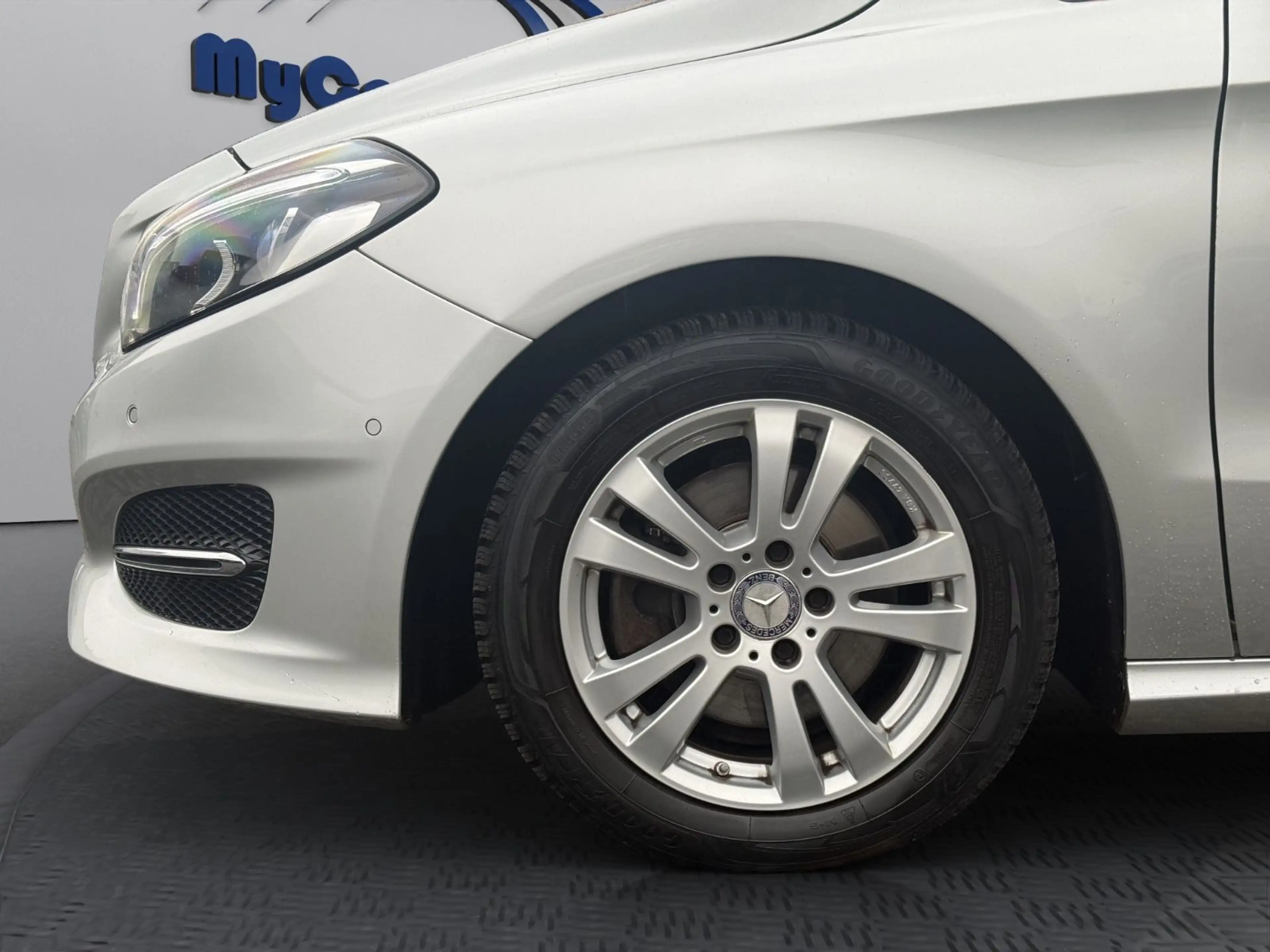 Mercedes-Benz B 200 CDI°Autom.°Service/ TÜV Neu°Urban — photo 11