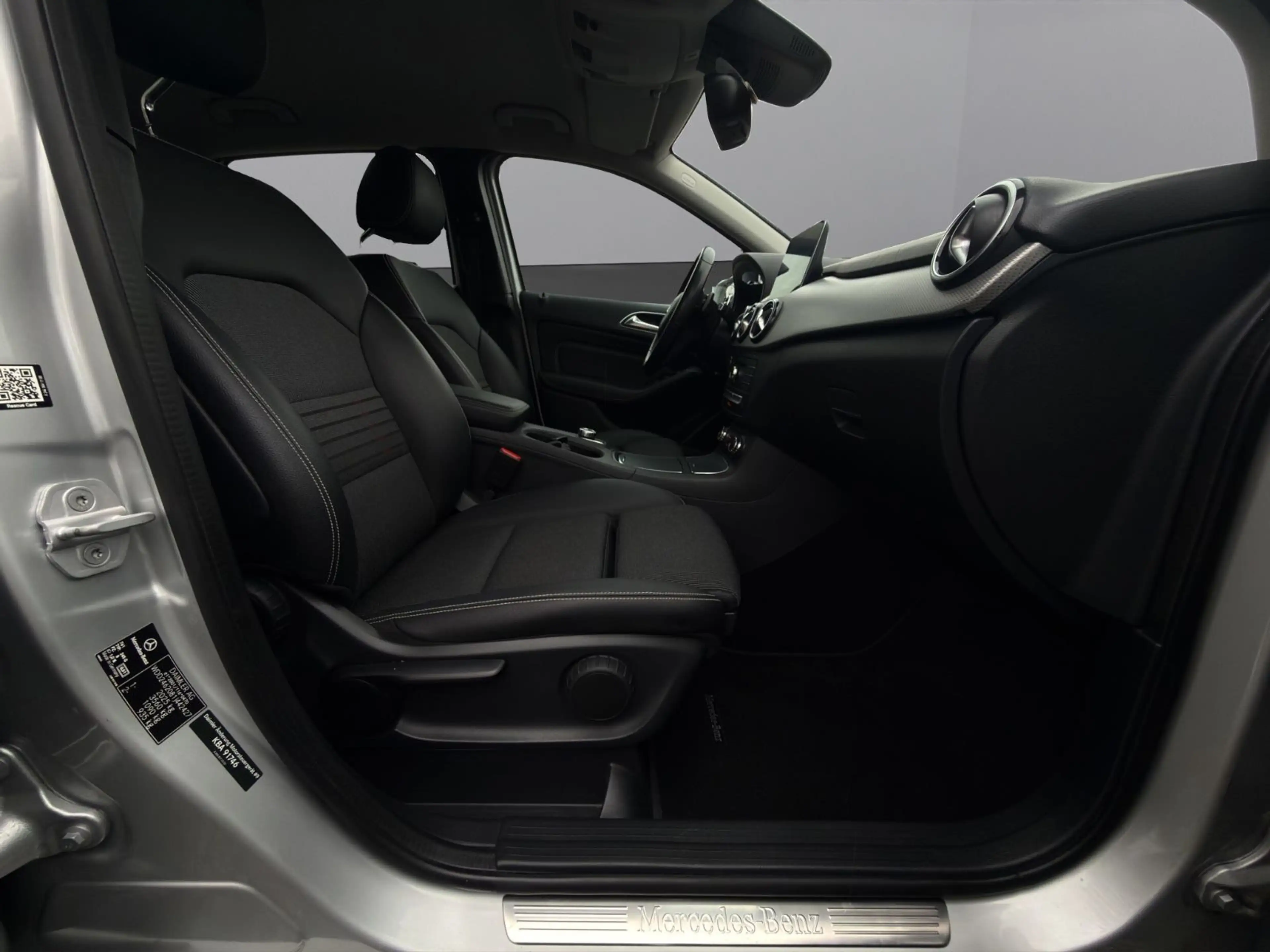 Mercedes-Benz B 200 CDI°Autom.°Service/ TÜV Neu°Urban — photo 15