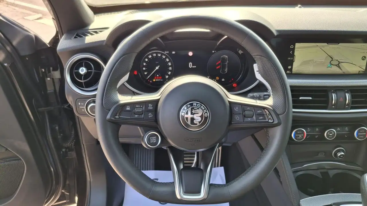 Alfa Romeo Stelvio 2026 — фото 11