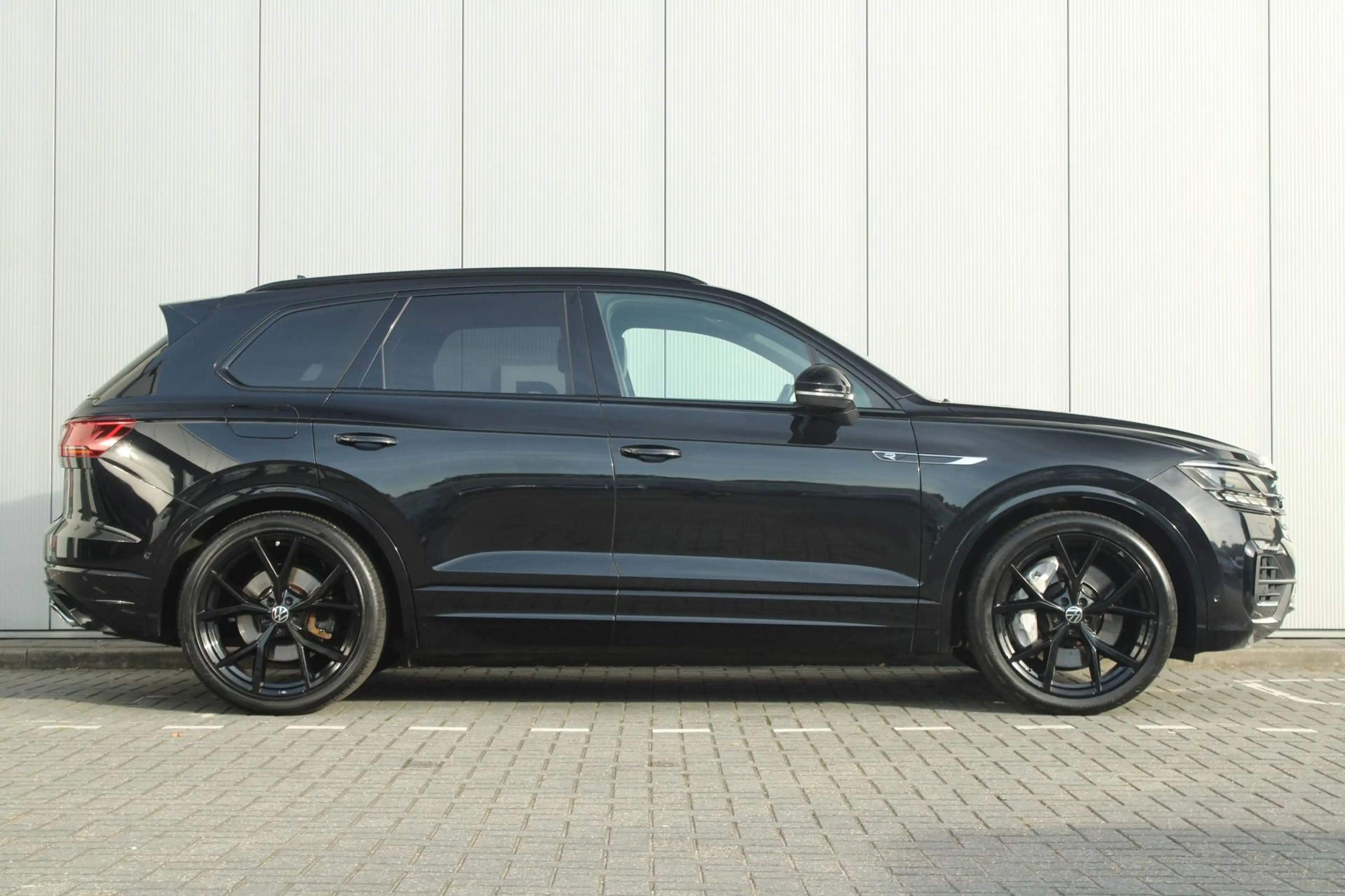 Volkswagen Touareg R 3.0 TSI eHybrid 462pk 4MOTION | Panoramadak | Tr — photo 3
